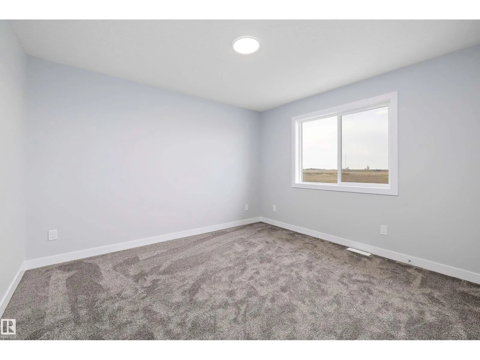 10214 92A AV