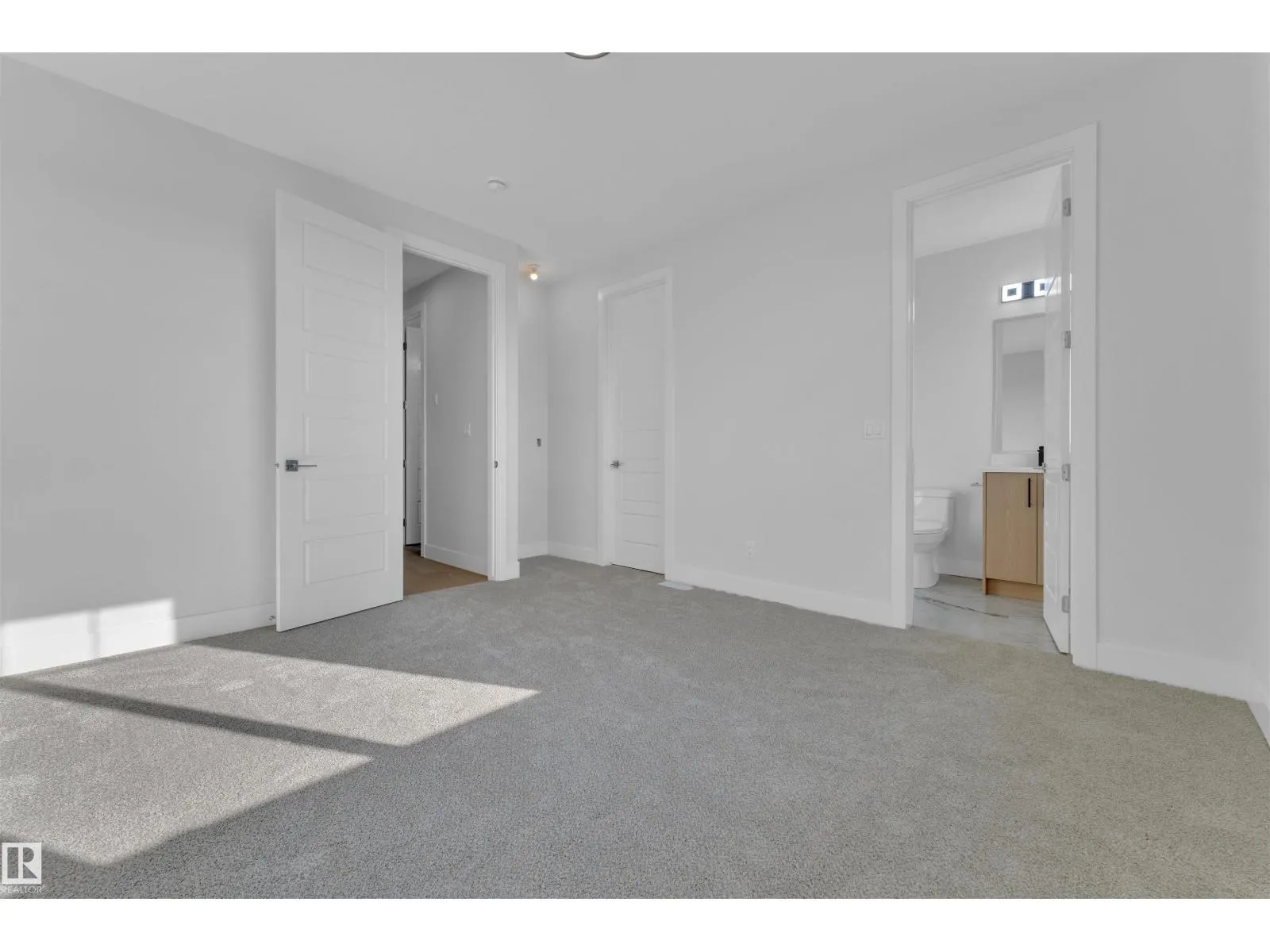 4319 36 ST