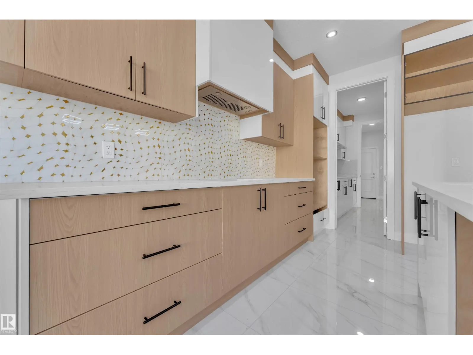 4319 36 ST