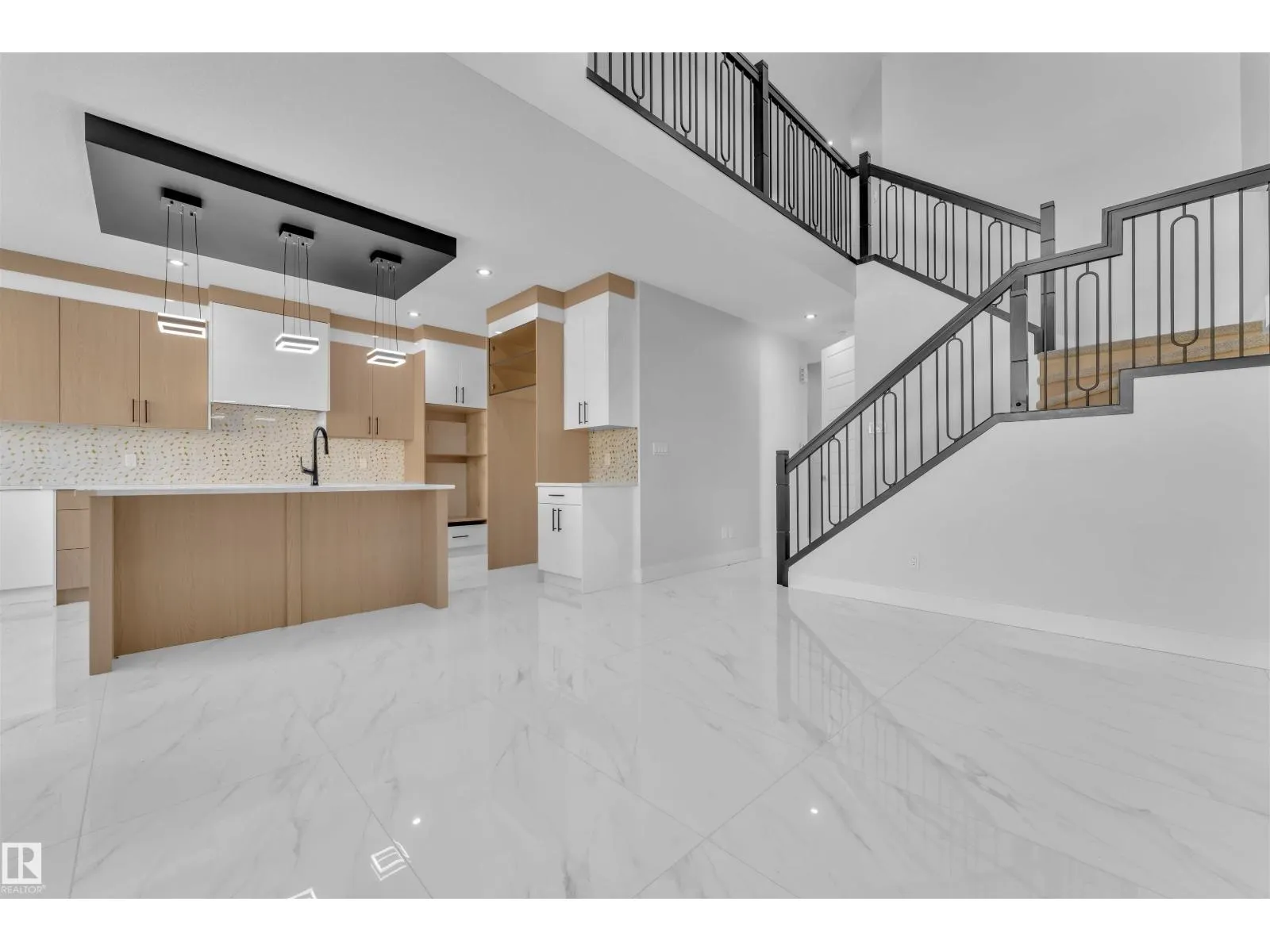 4319 36 ST