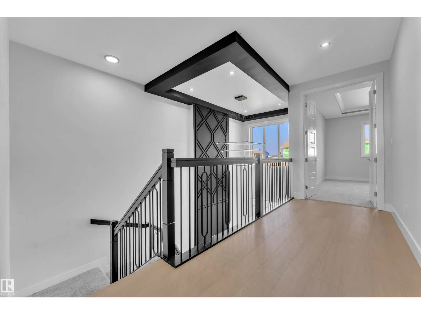4319 36 ST