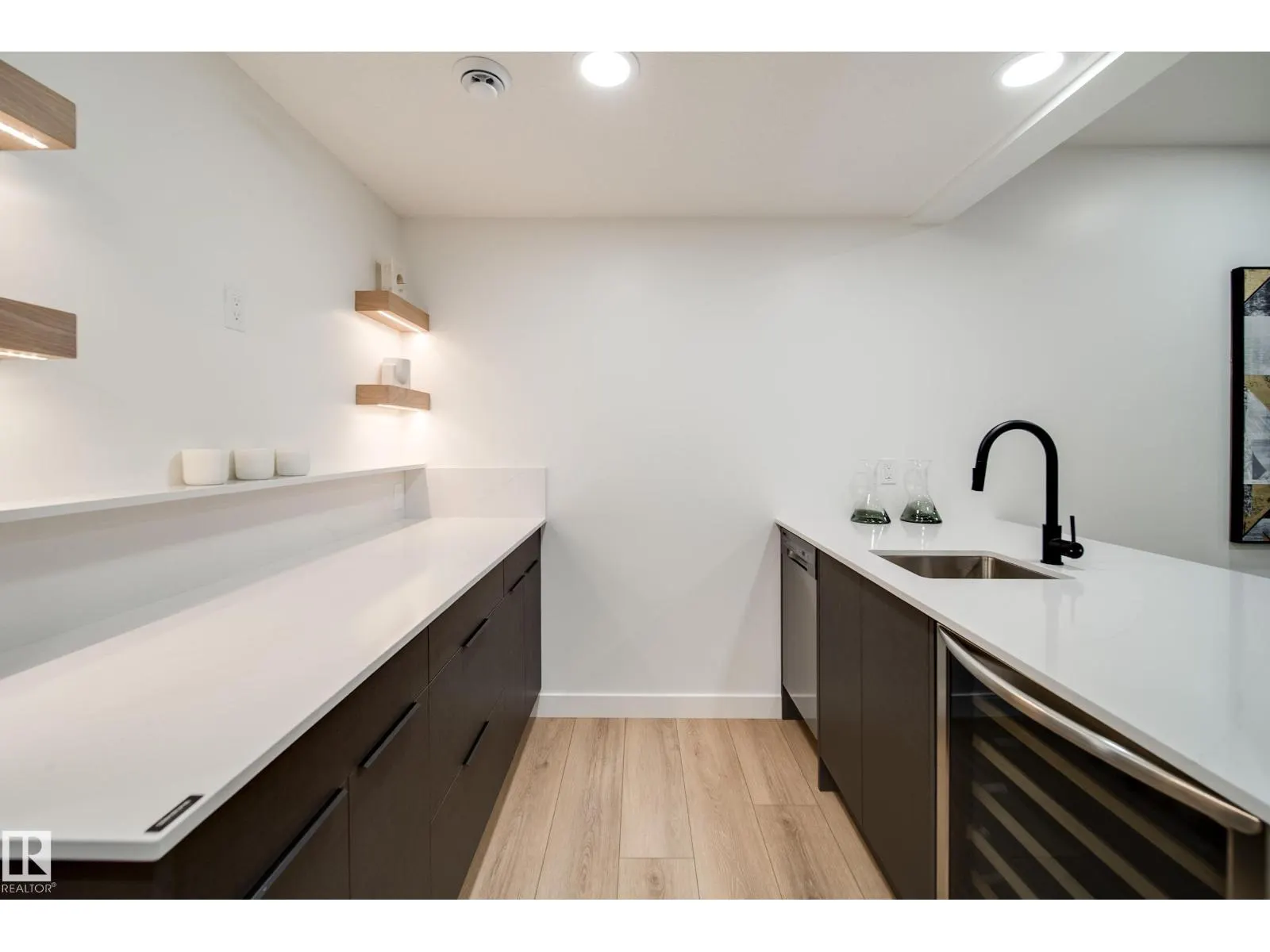 40A VALLEYVIEW CR NW