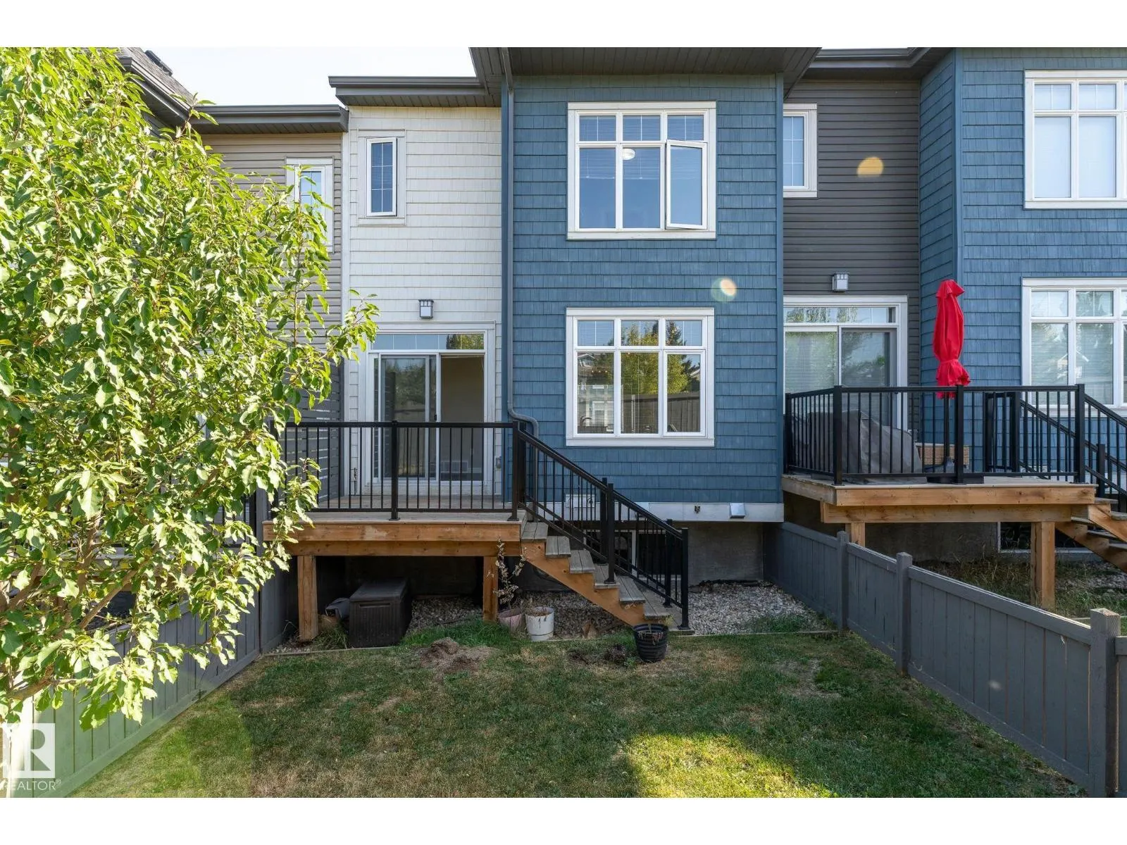 #12 600 BELLEROSE DR