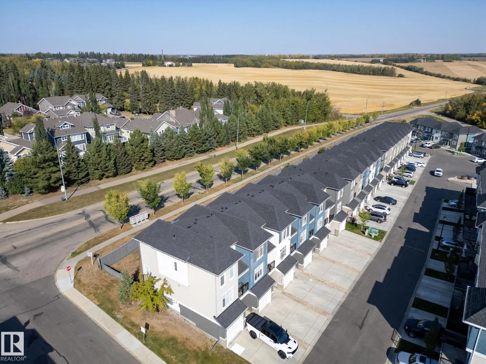 #12 600 BELLEROSE DR