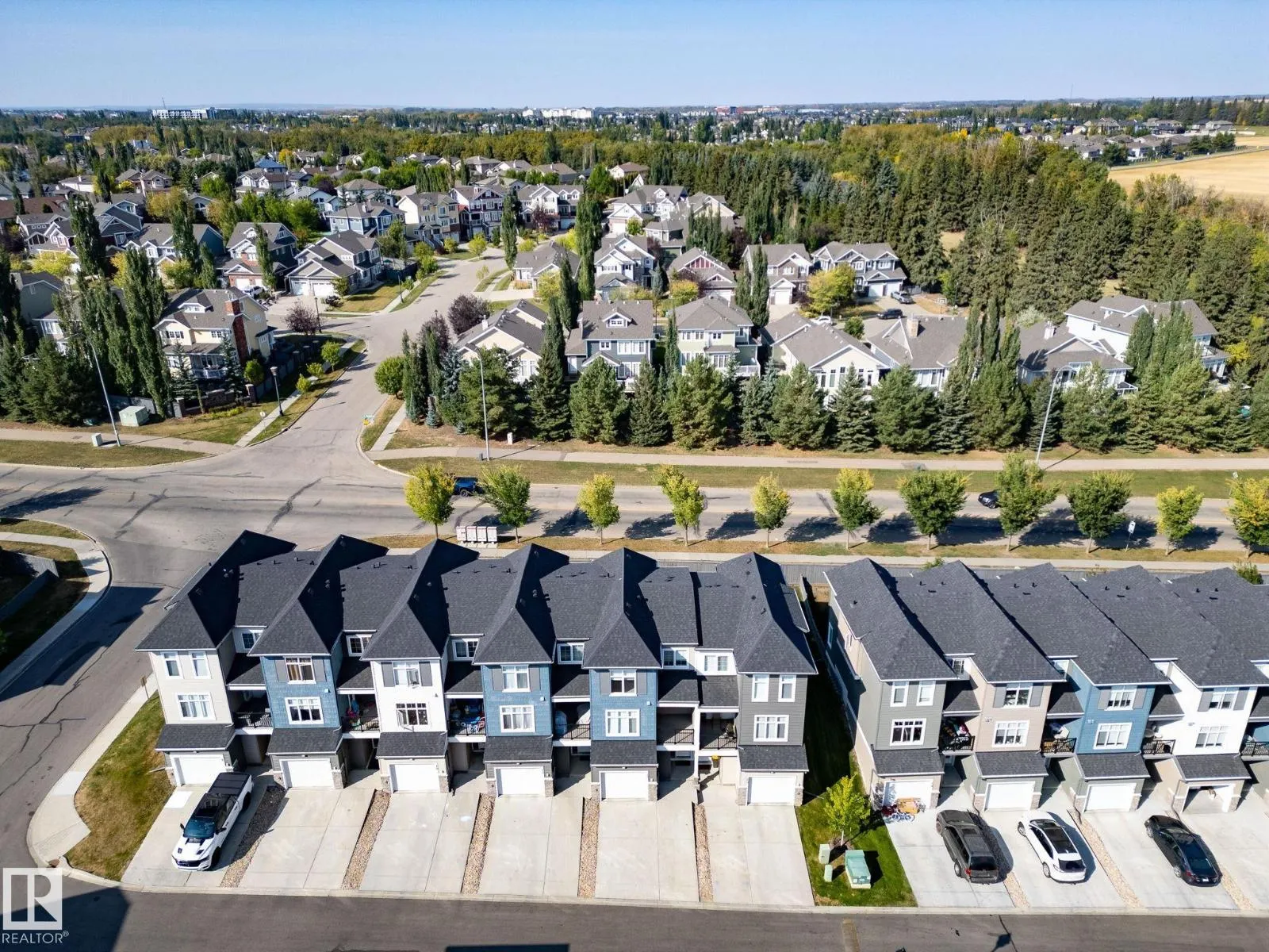 #12 600 BELLEROSE DR