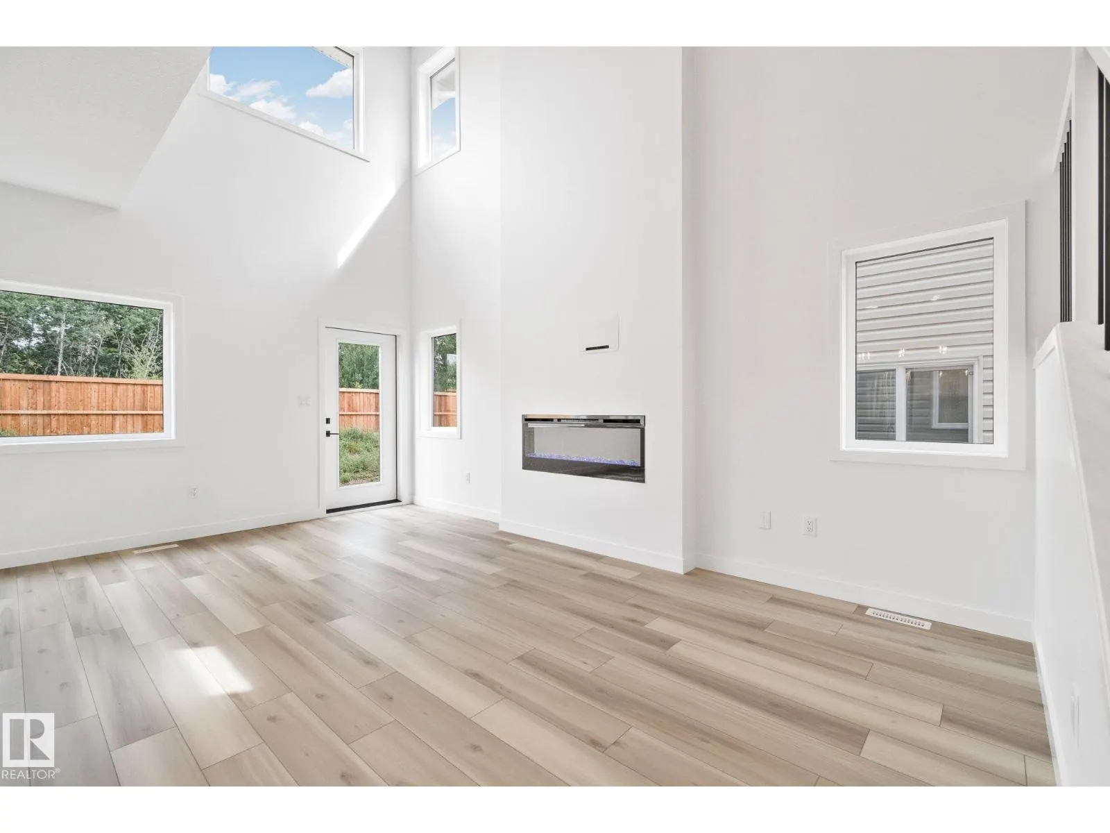 104 Royal ST
