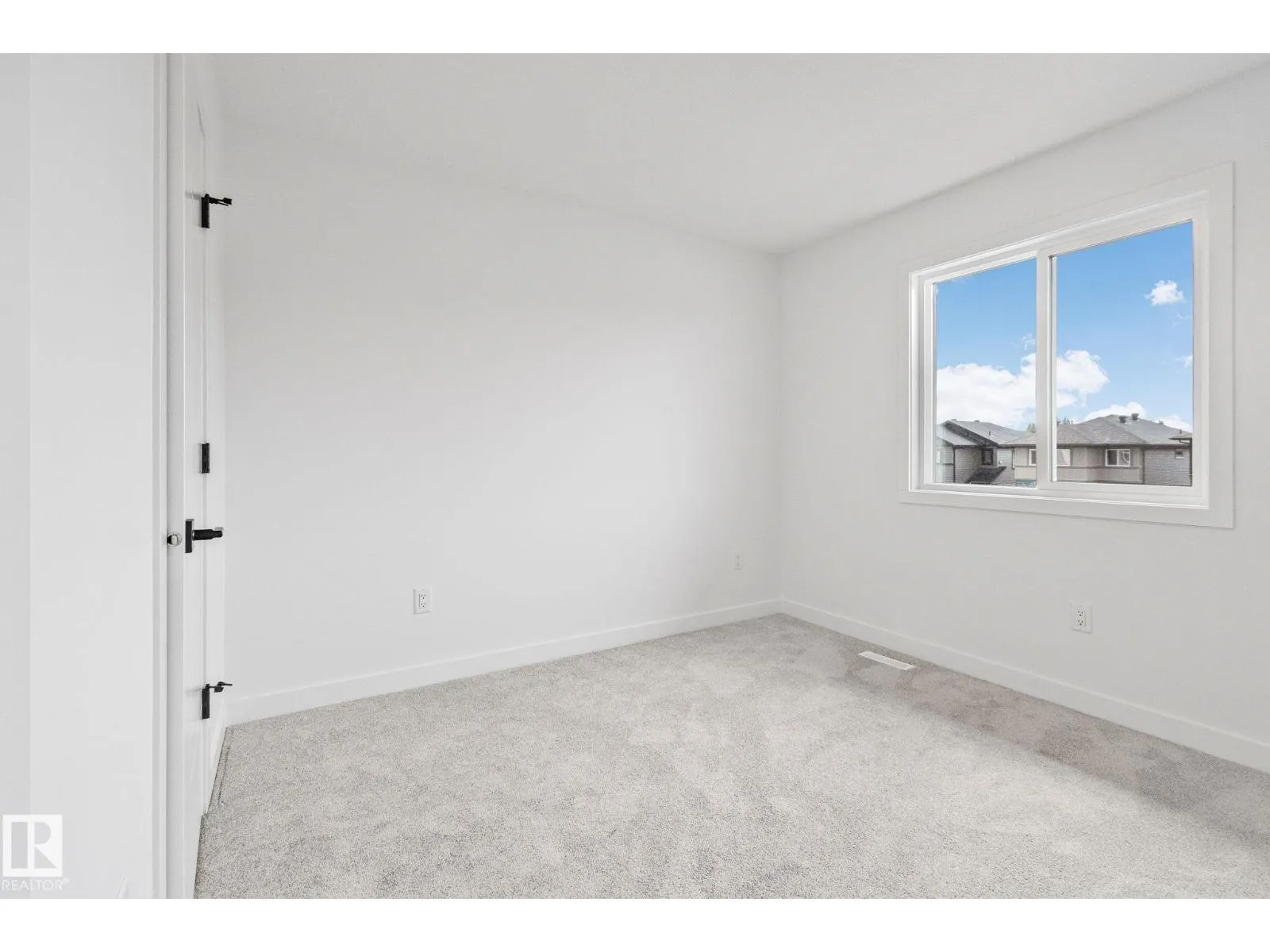 104 Royal ST