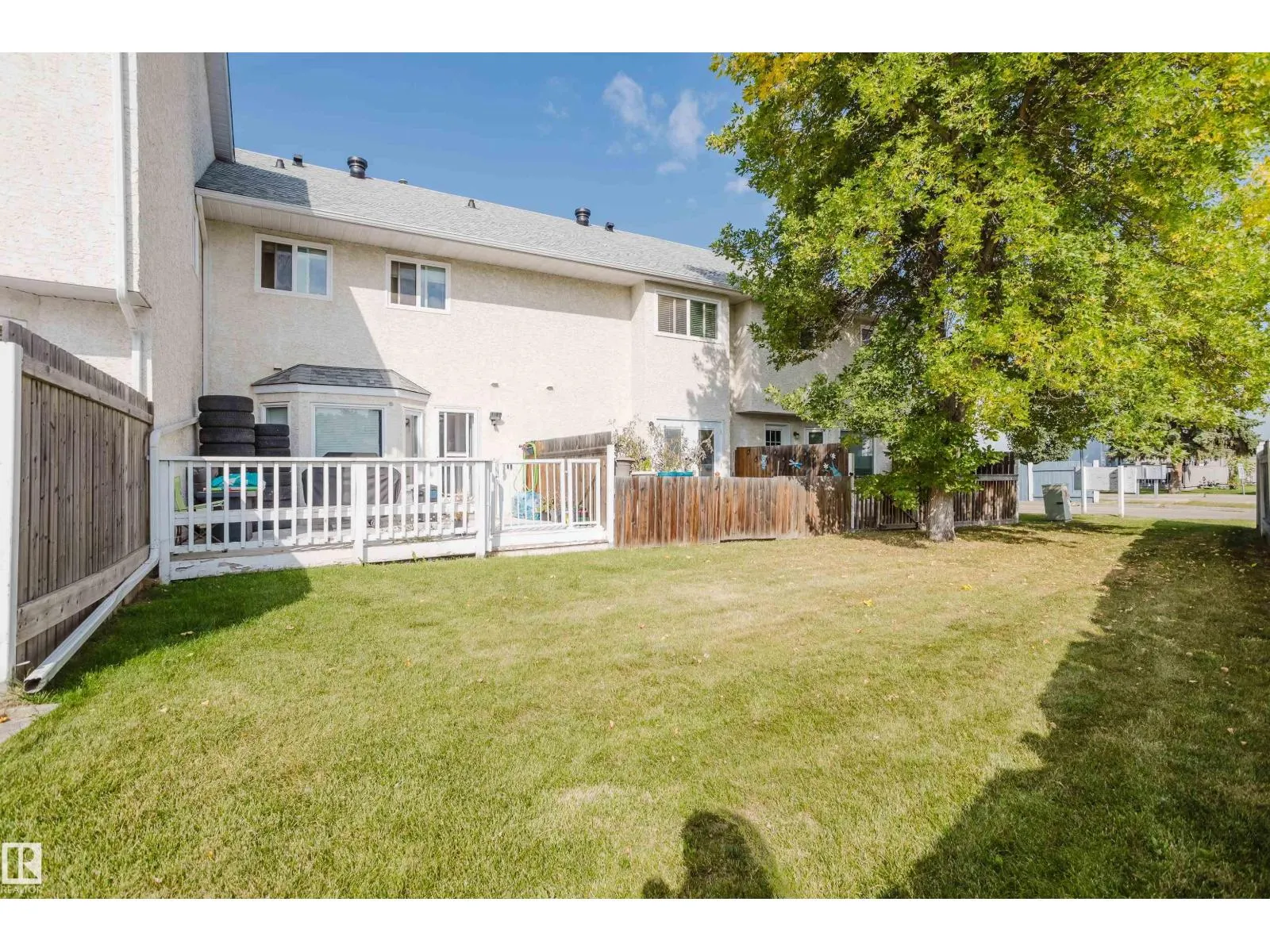 #103 5 ABERDEEN WY