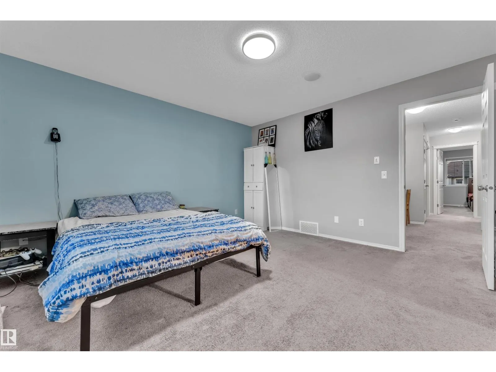 2810 15 ST NW