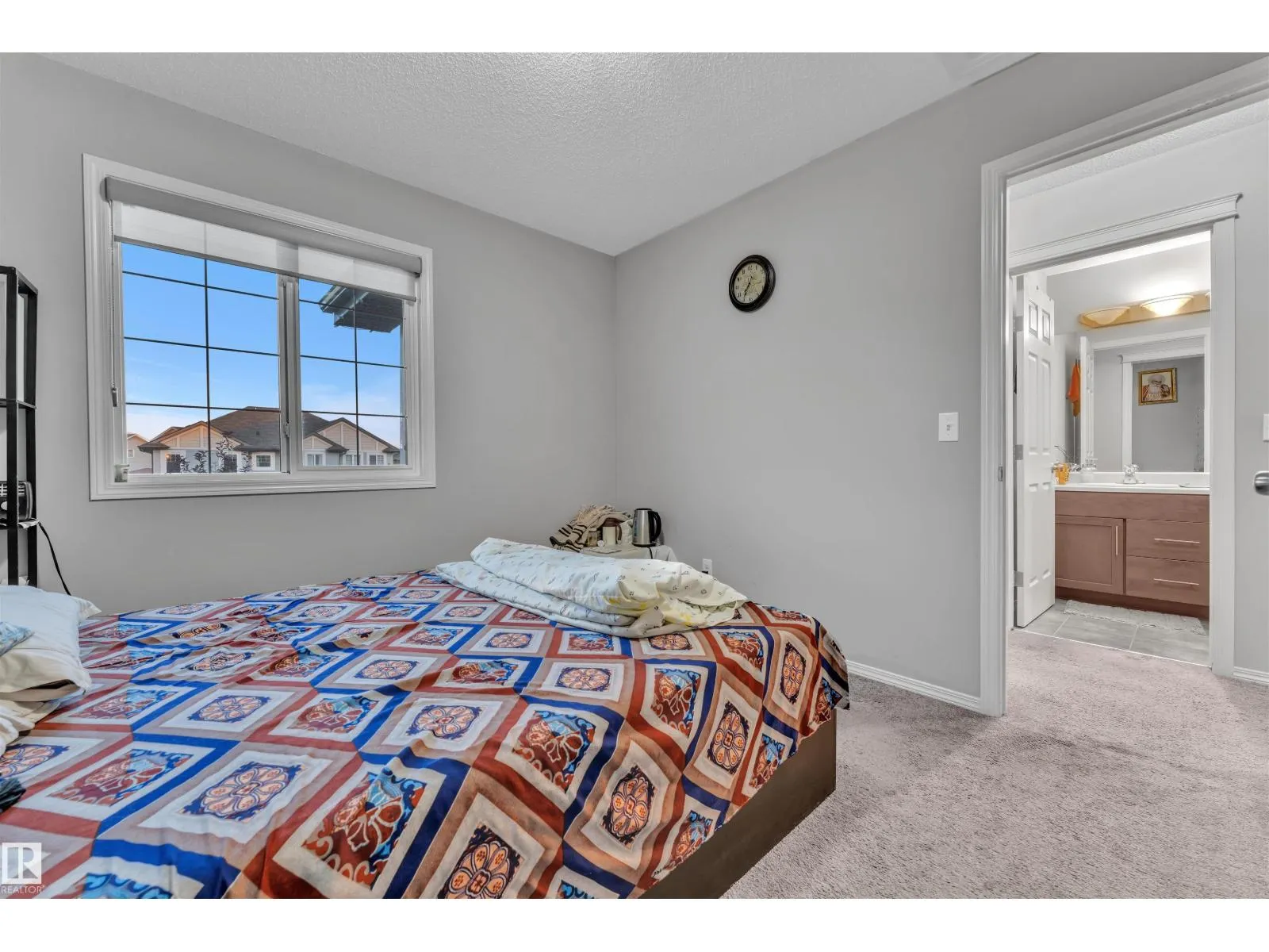 2810 15 ST NW