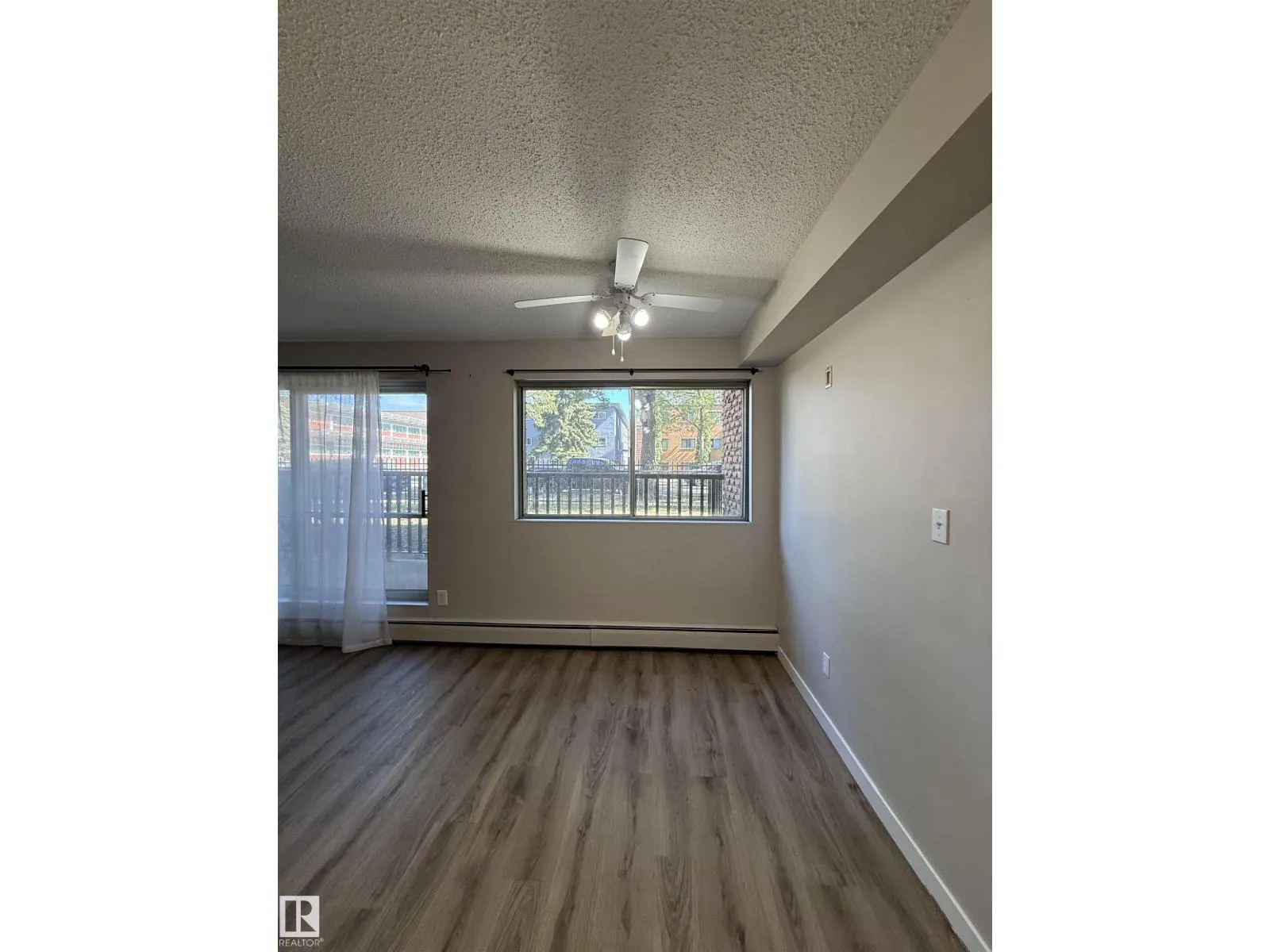 #103 10305 108 AV NW