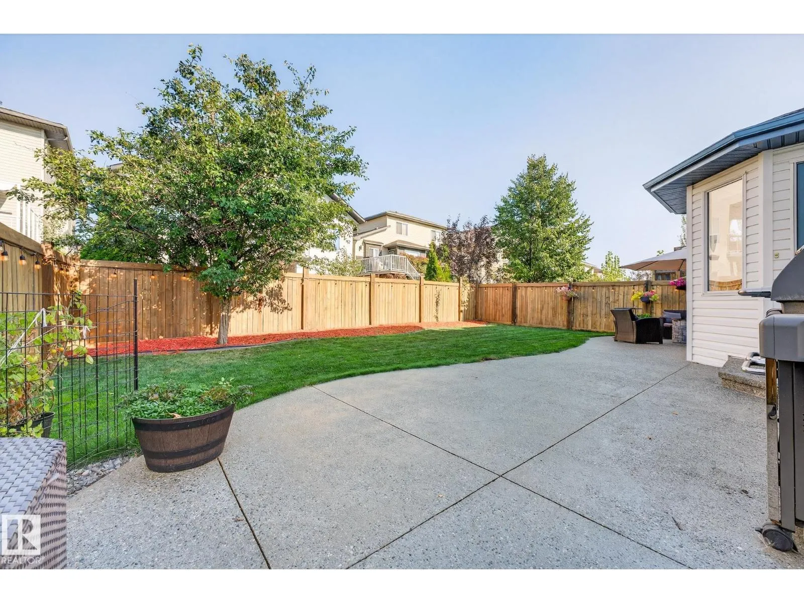 505 FORREST DR