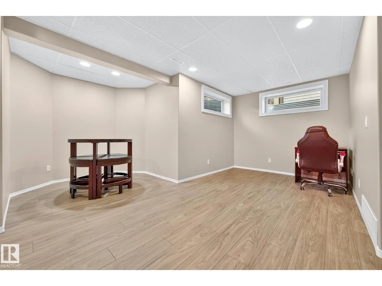 505 FORREST DR