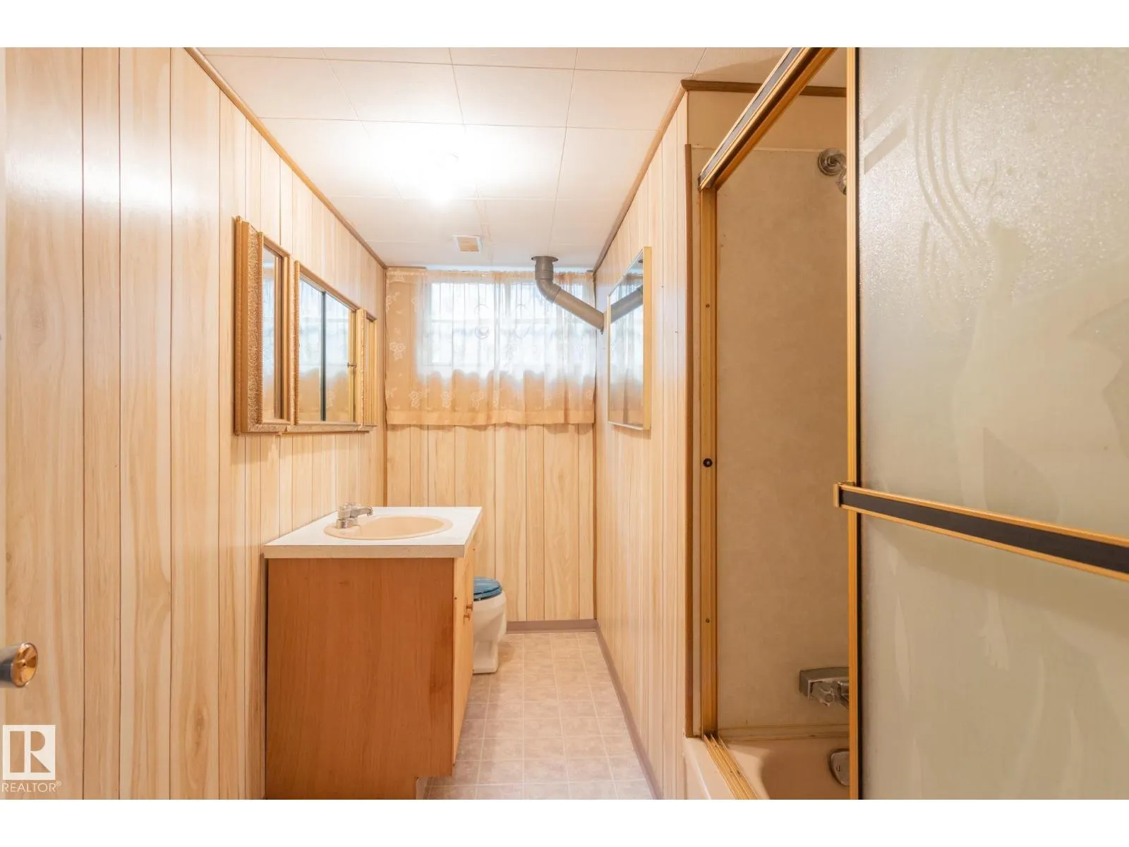 12920 87 ST NW
