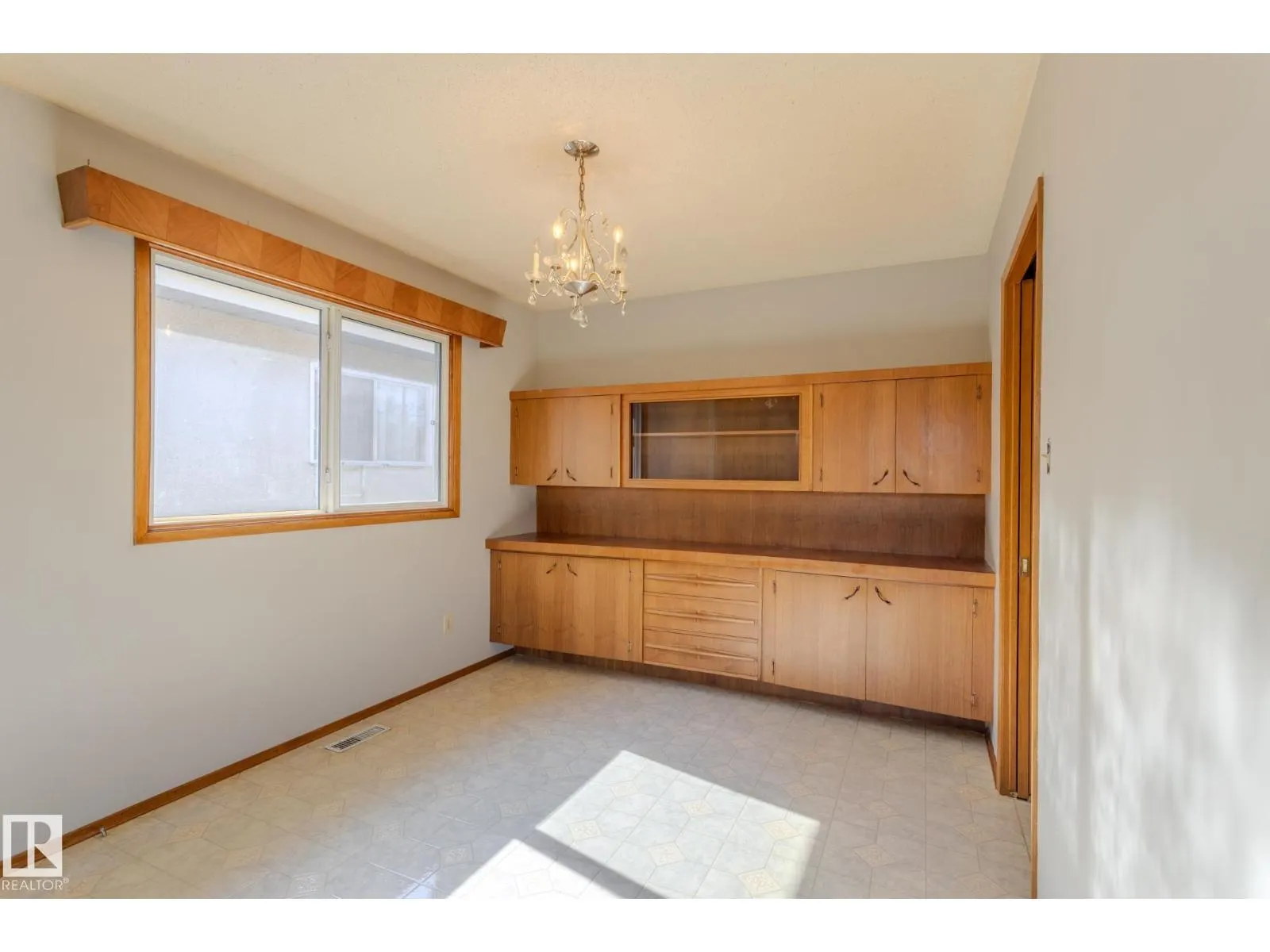 12920 87 ST NW