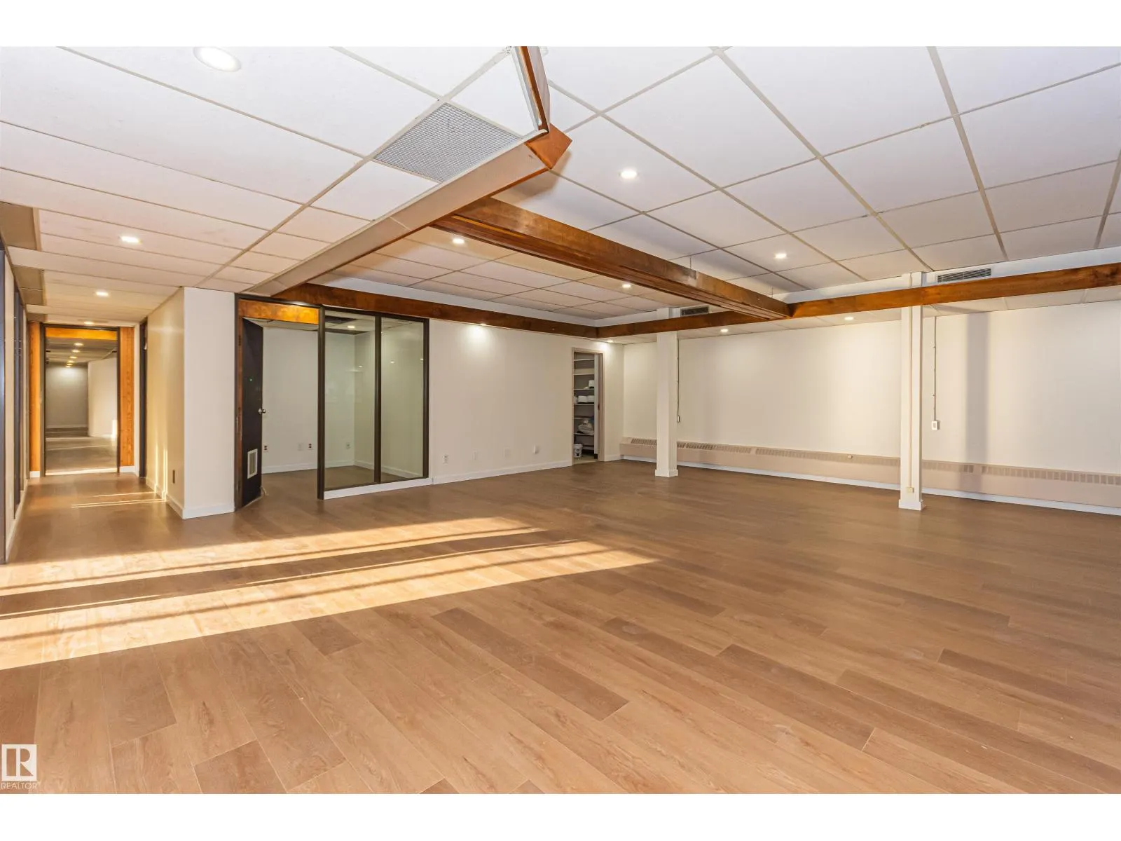 #2nd floor 10508 107 AV NW NW