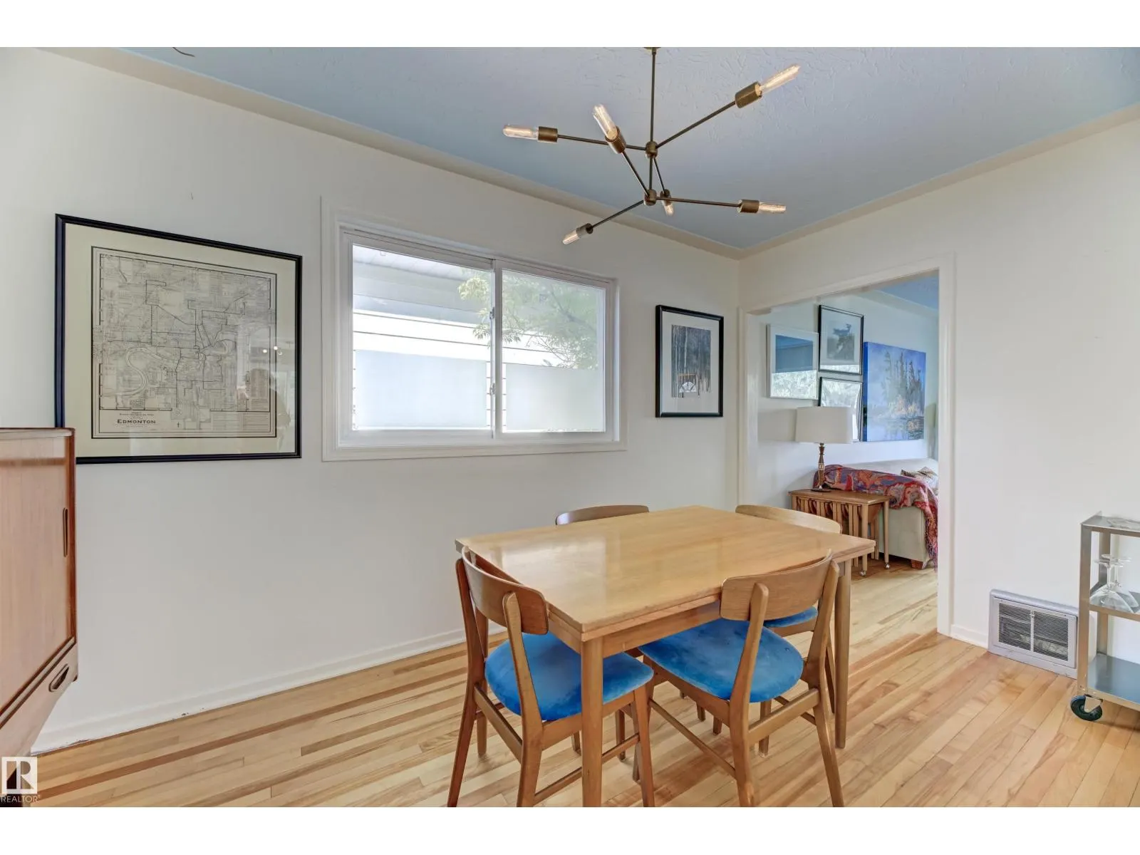 11126 118 ST NW