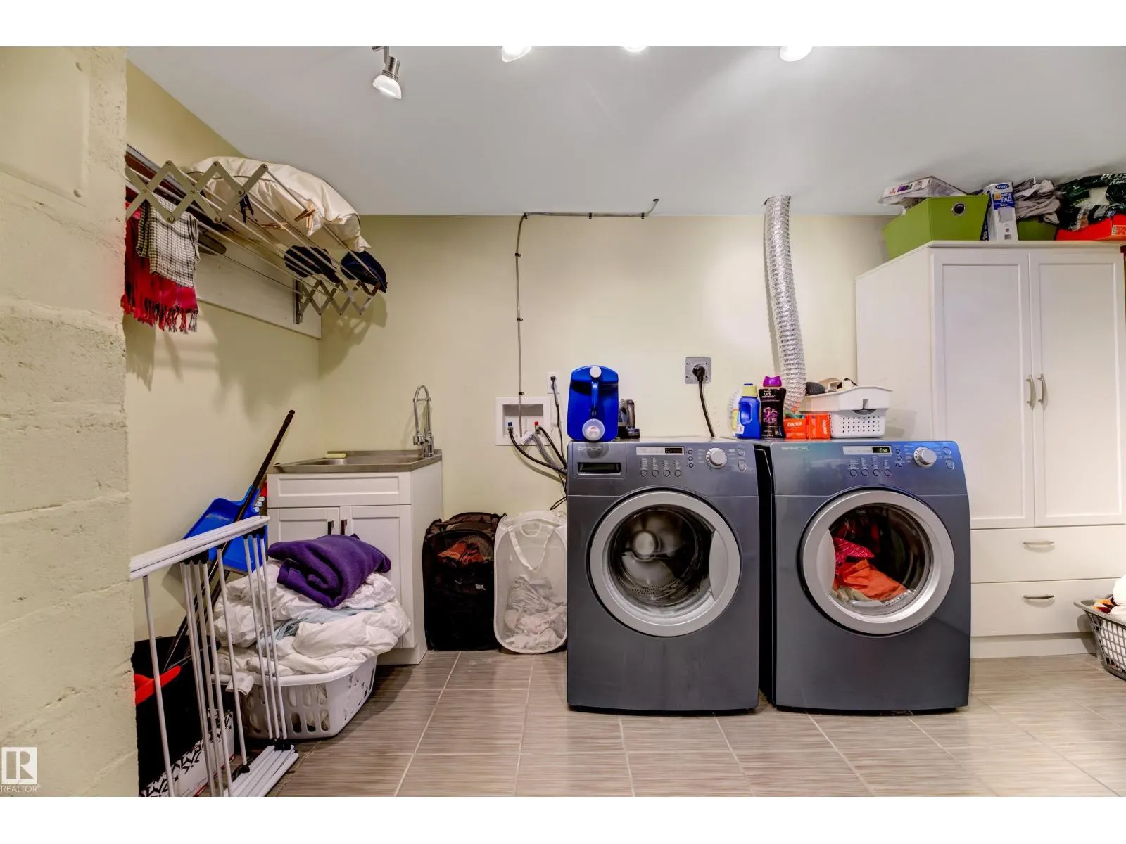 11126 118 ST NW