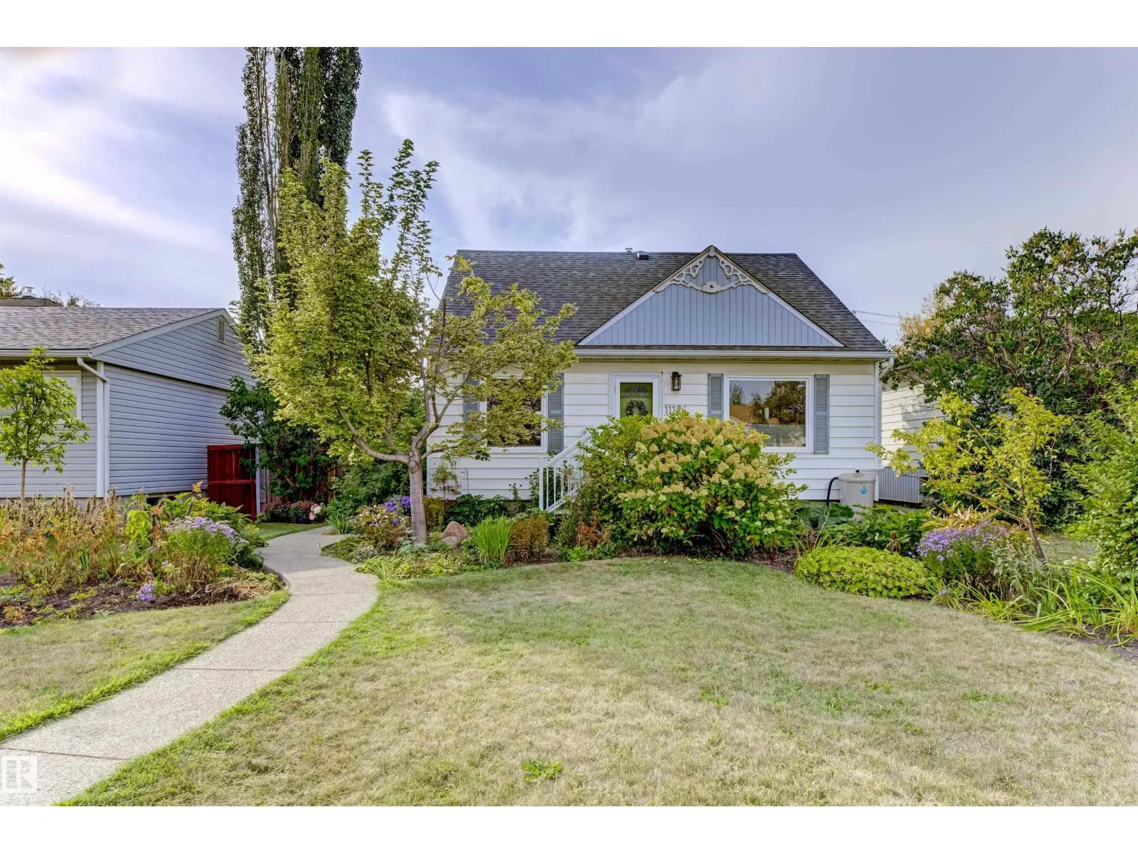11126 118 ST NW