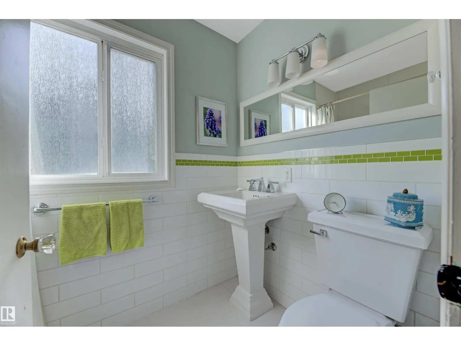 11126 118 ST NW
