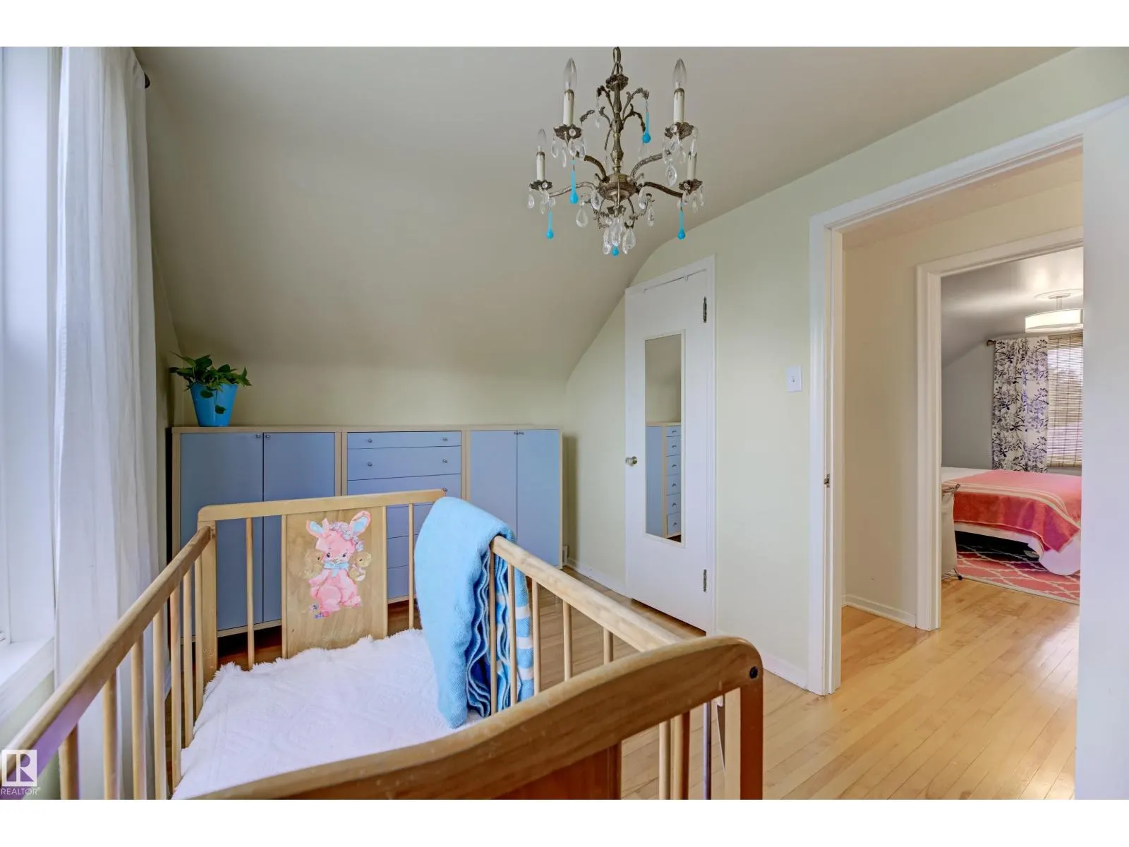 11126 118 ST NW