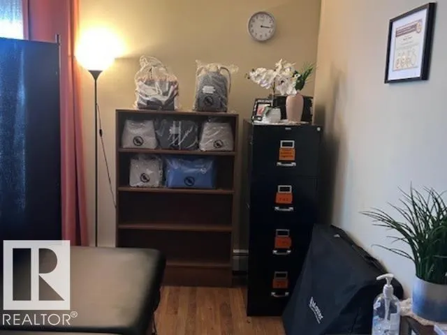 #204 10035 164st NW NW