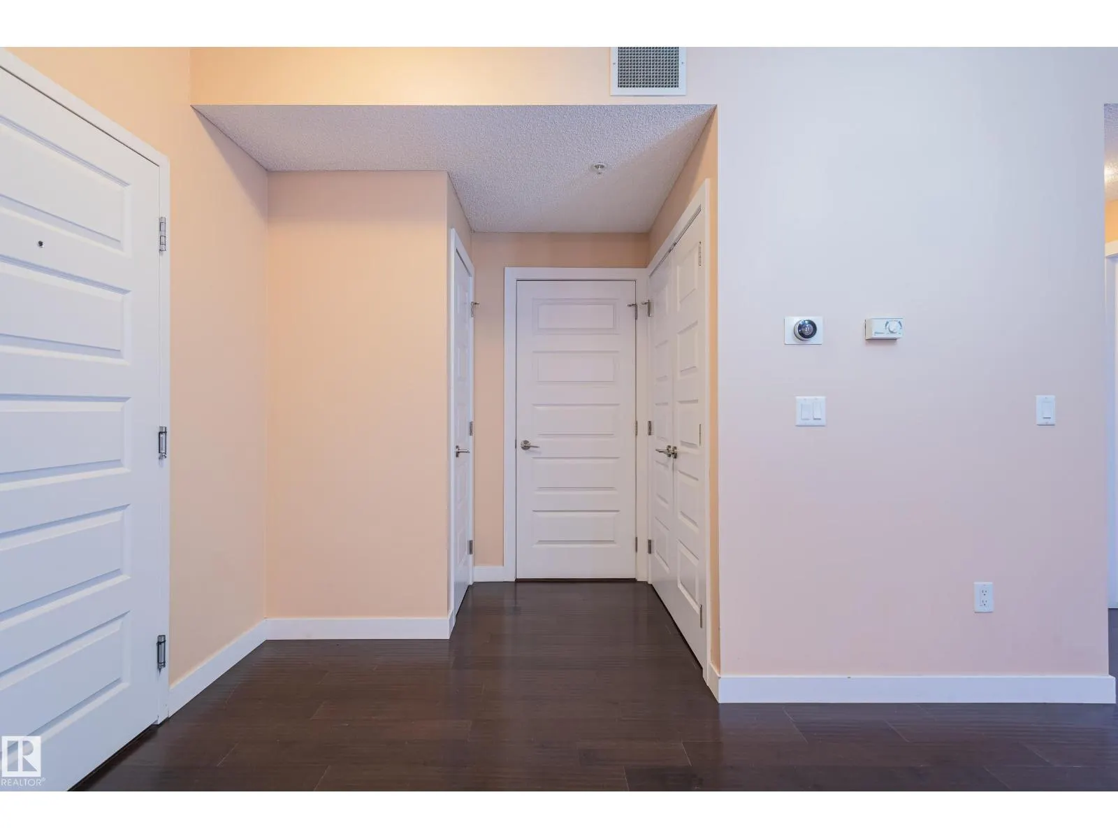 #212 8730 82 AV NW