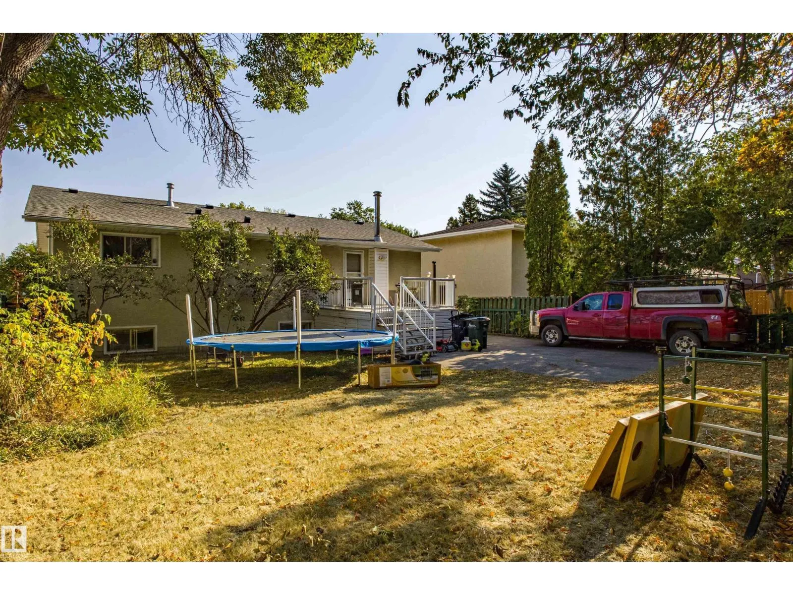 45 GREYSTONE CR
