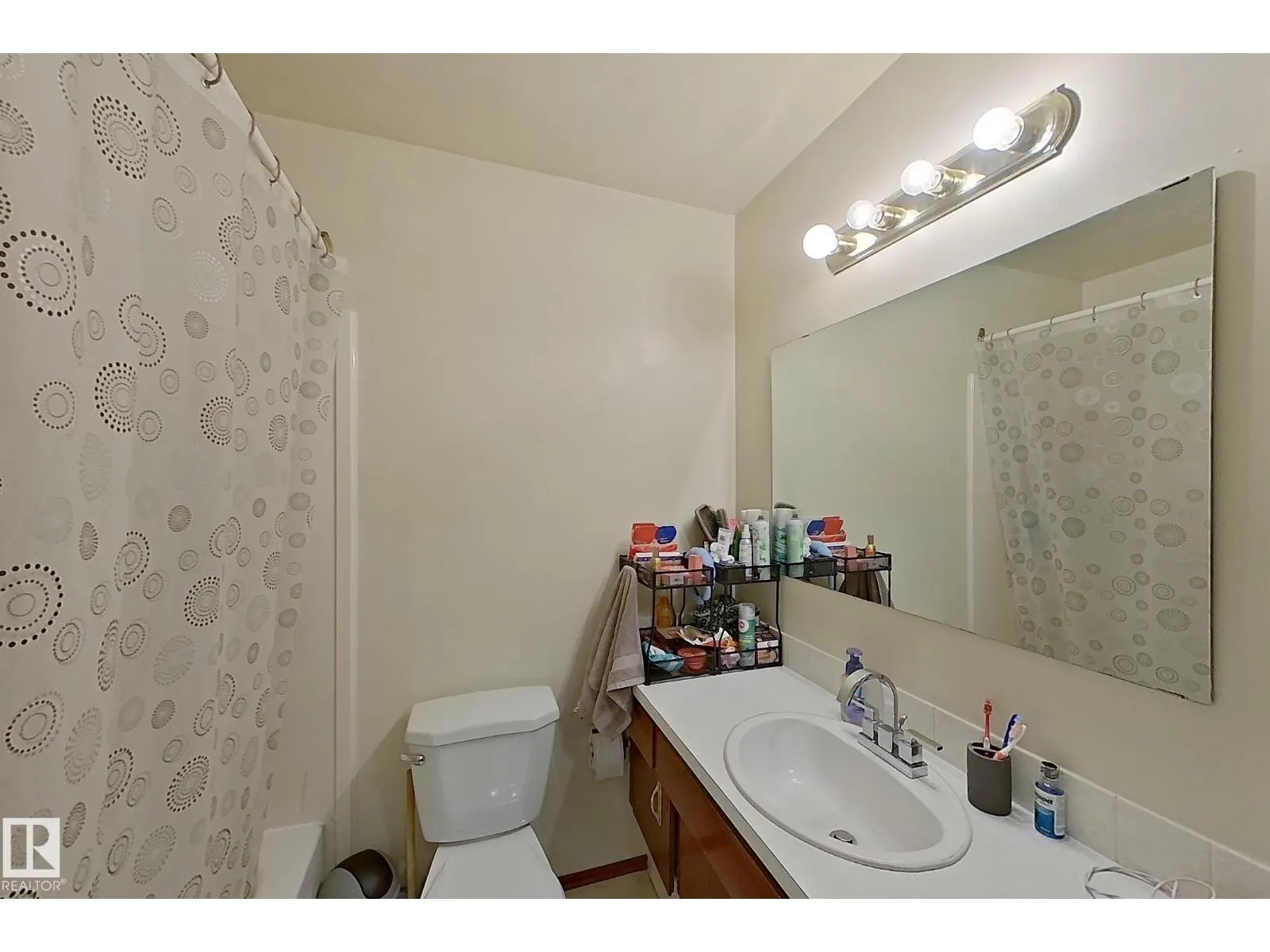 45 GREYSTONE CR
