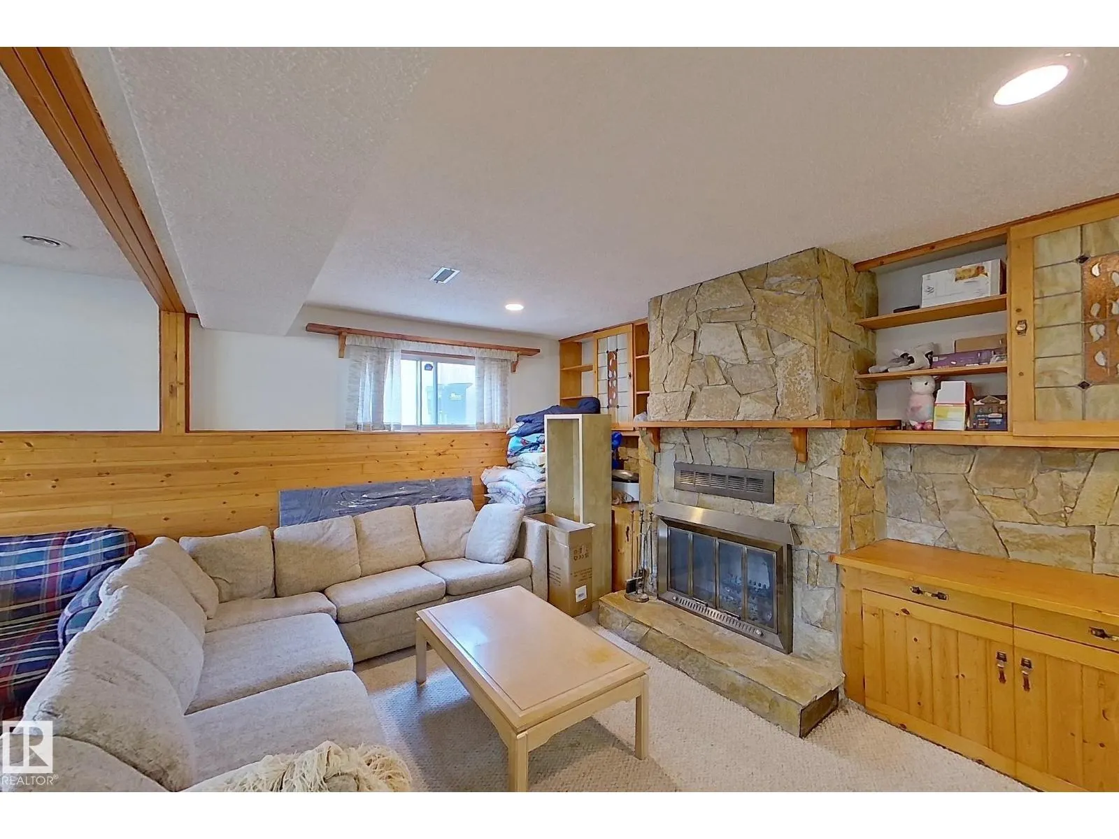 45 GREYSTONE CR