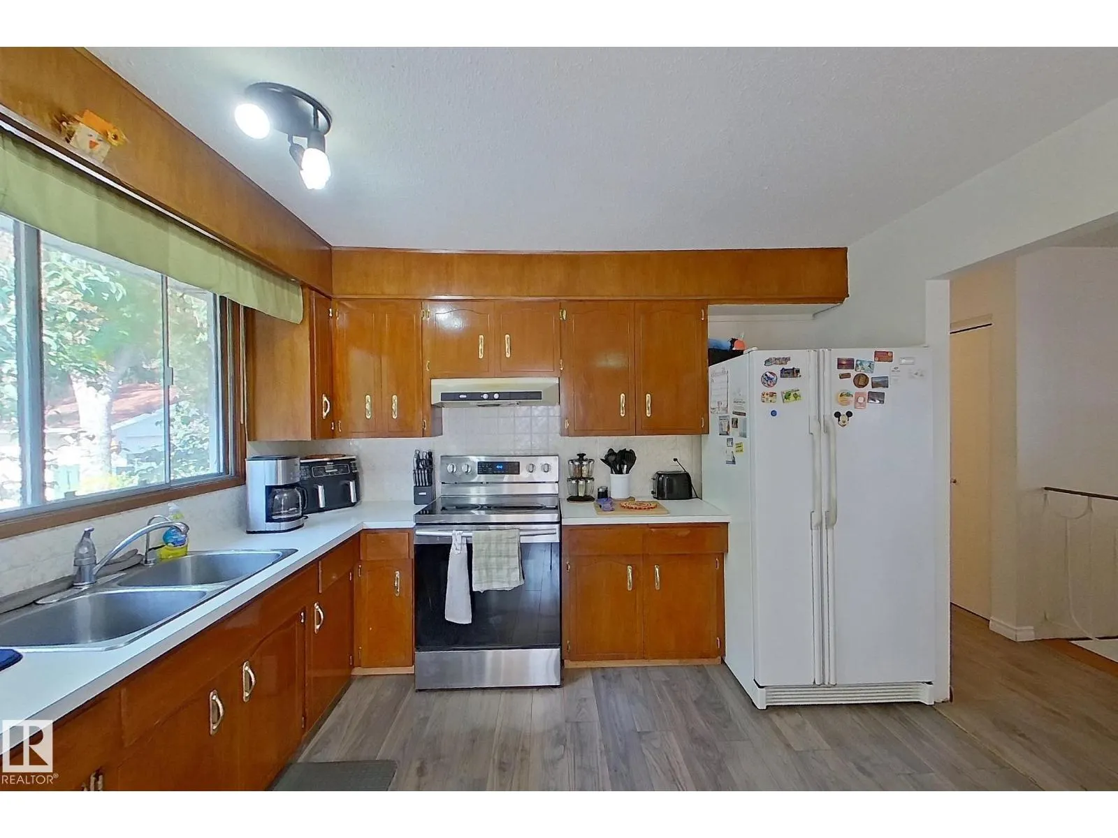 45 GREYSTONE CR