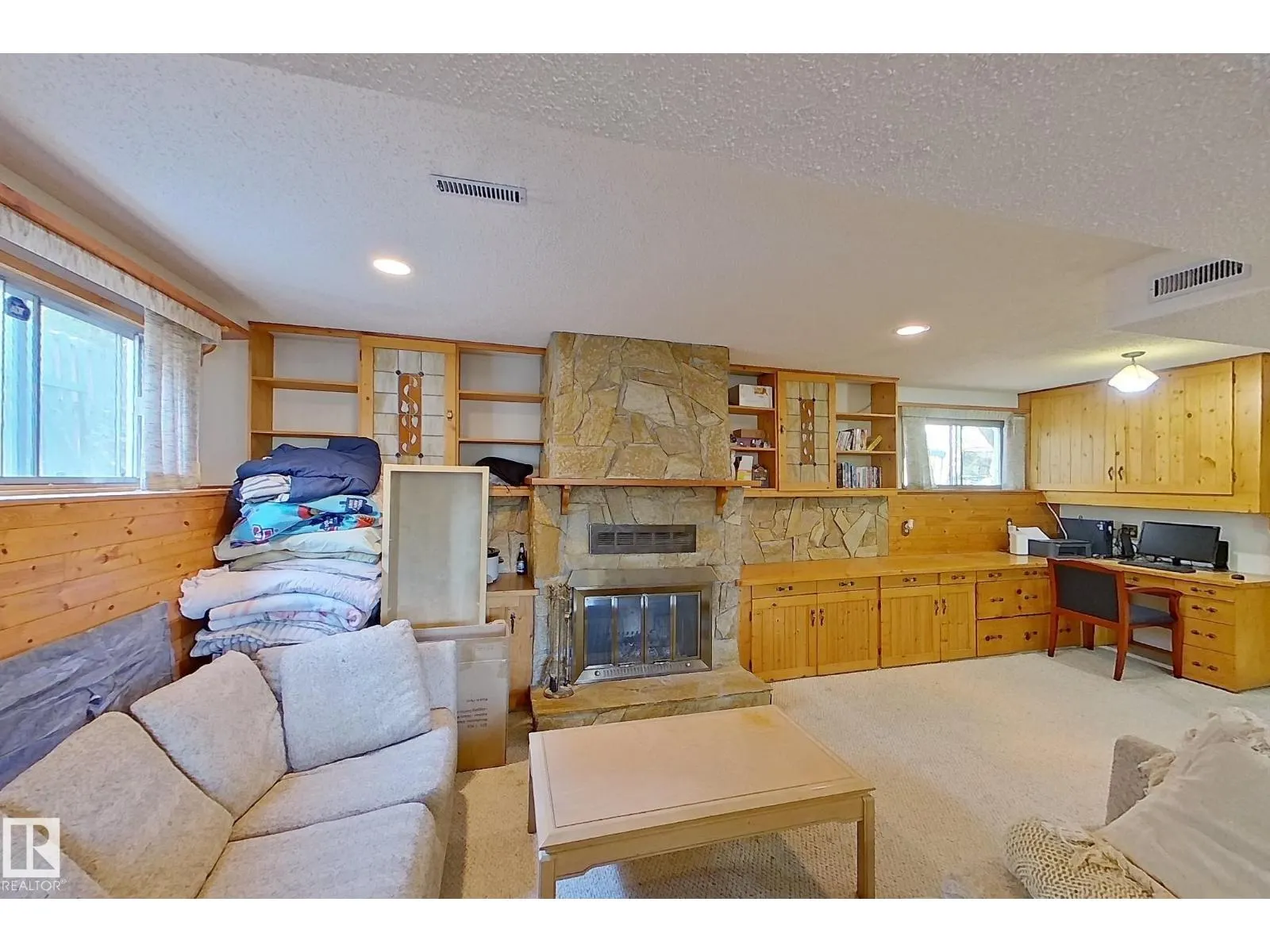 45 GREYSTONE CR