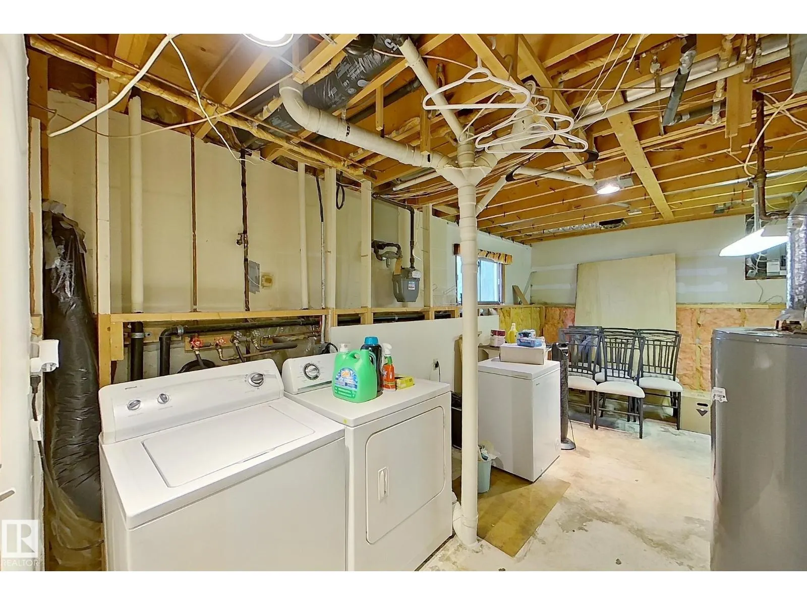 45 GREYSTONE CR