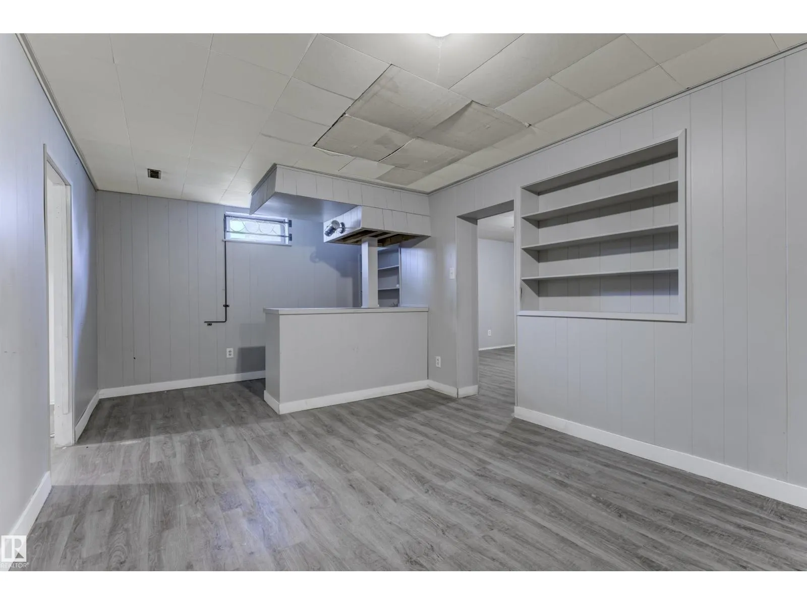 3116 112 AV NW