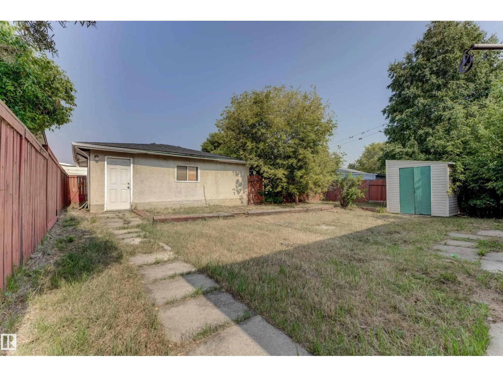 3116 112 AV NW