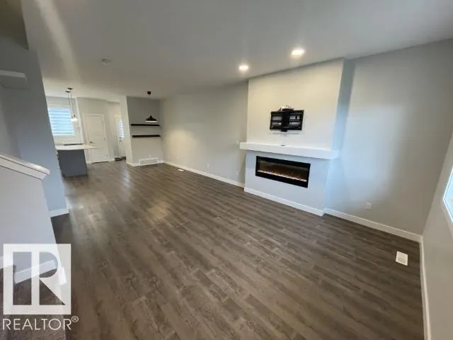 523 Paterson WY SW SW