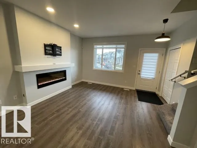 523 Paterson WY SW SW