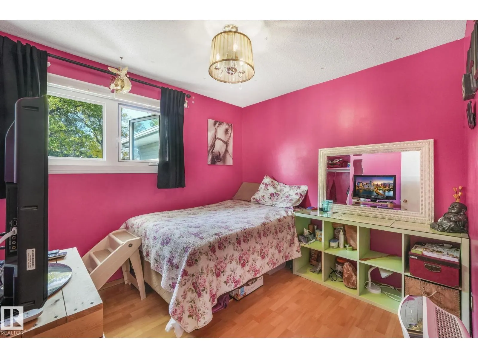 22 LAROSE DR