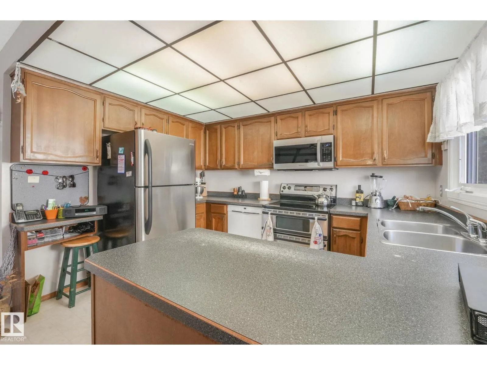 22 LAROSE DR