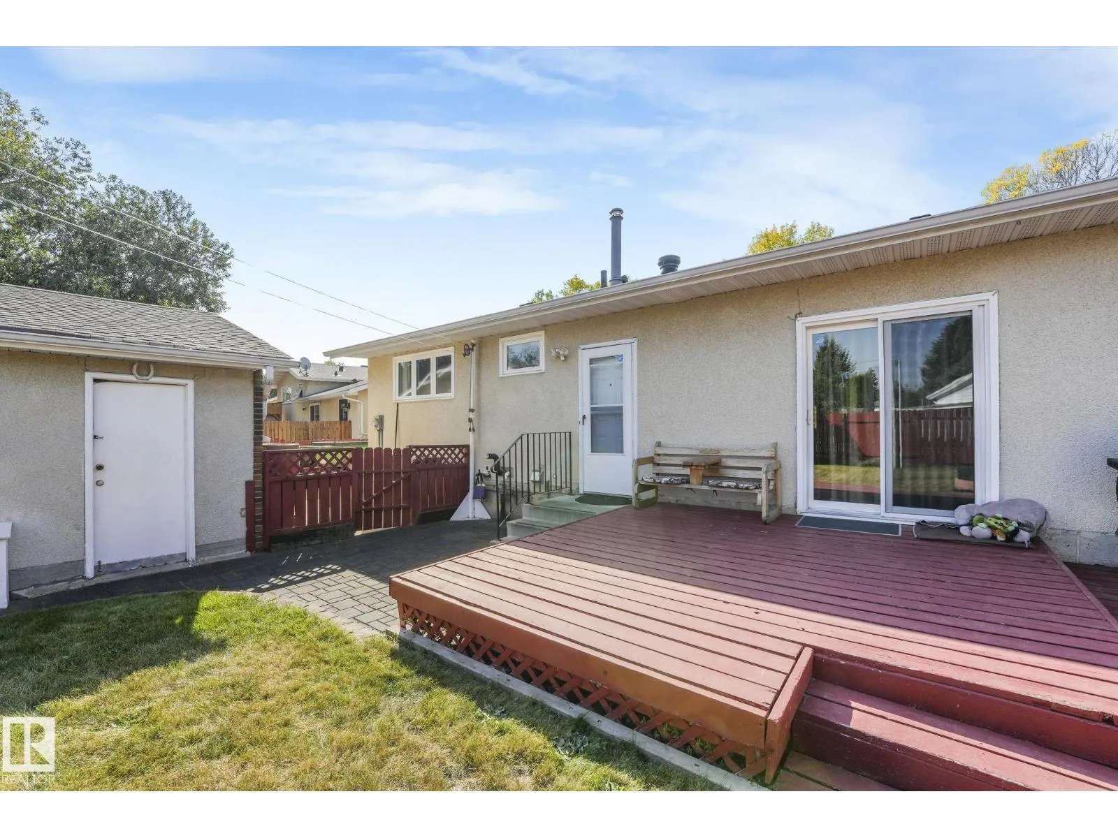 22 LAROSE DR