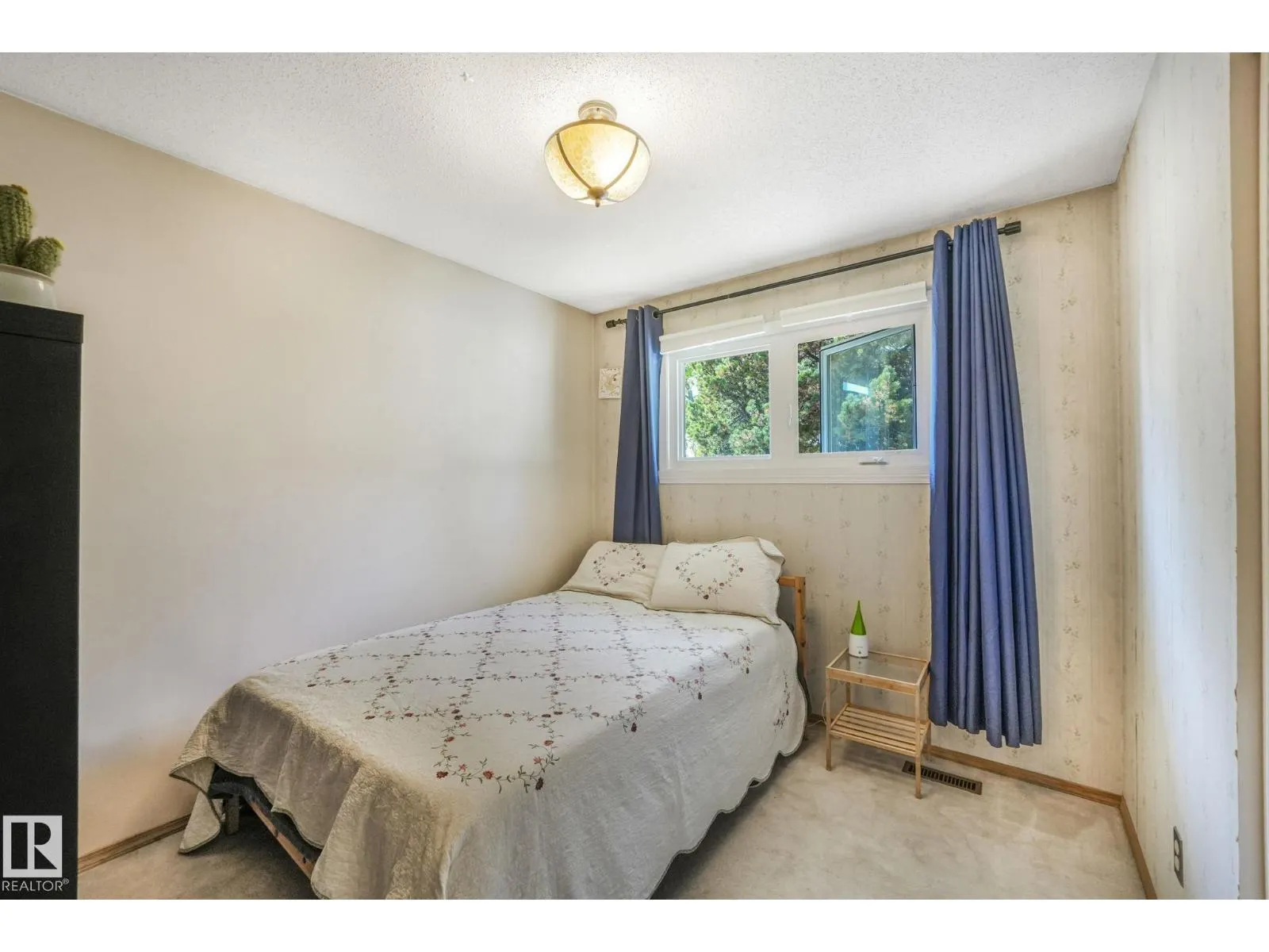 22 LAROSE DR