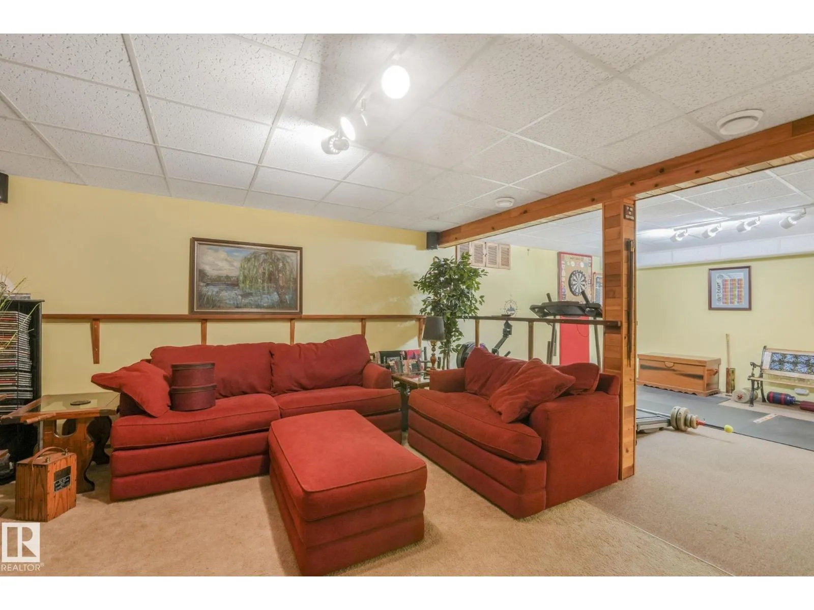 22 LAROSE DR