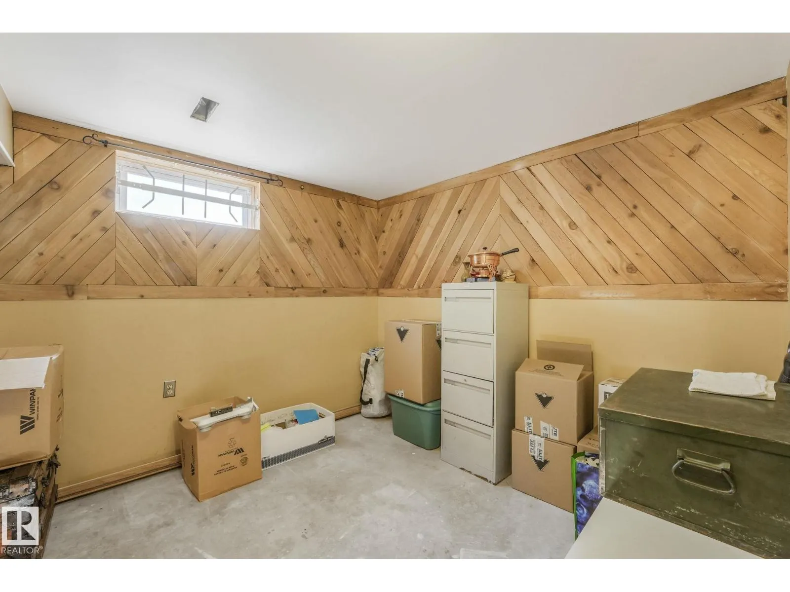 22 LAROSE DR
