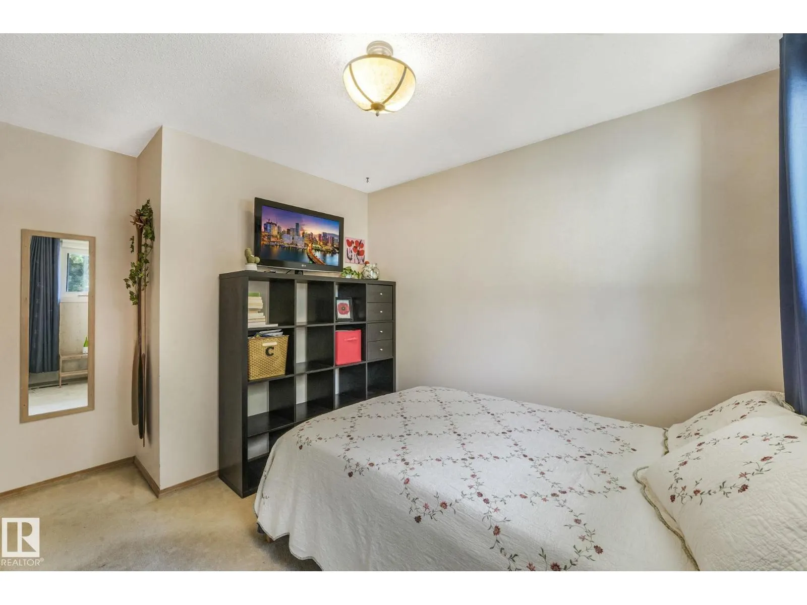 22 LAROSE DR
