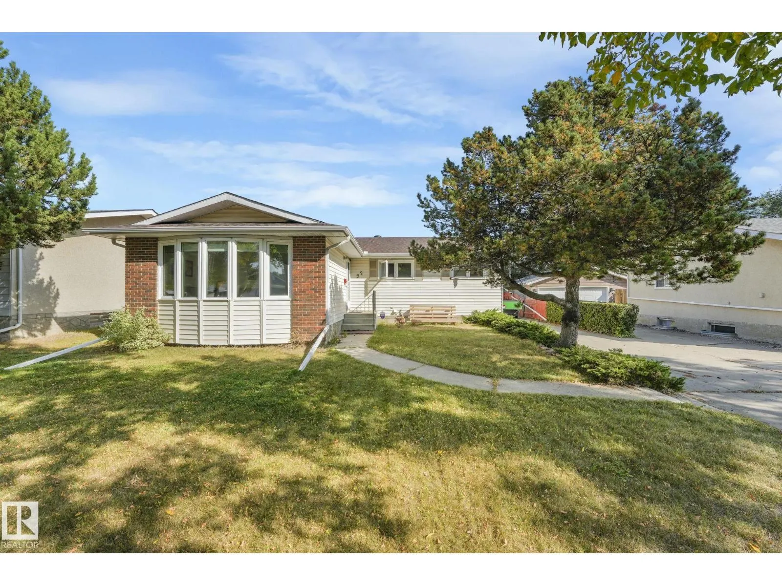 22 LAROSE DR