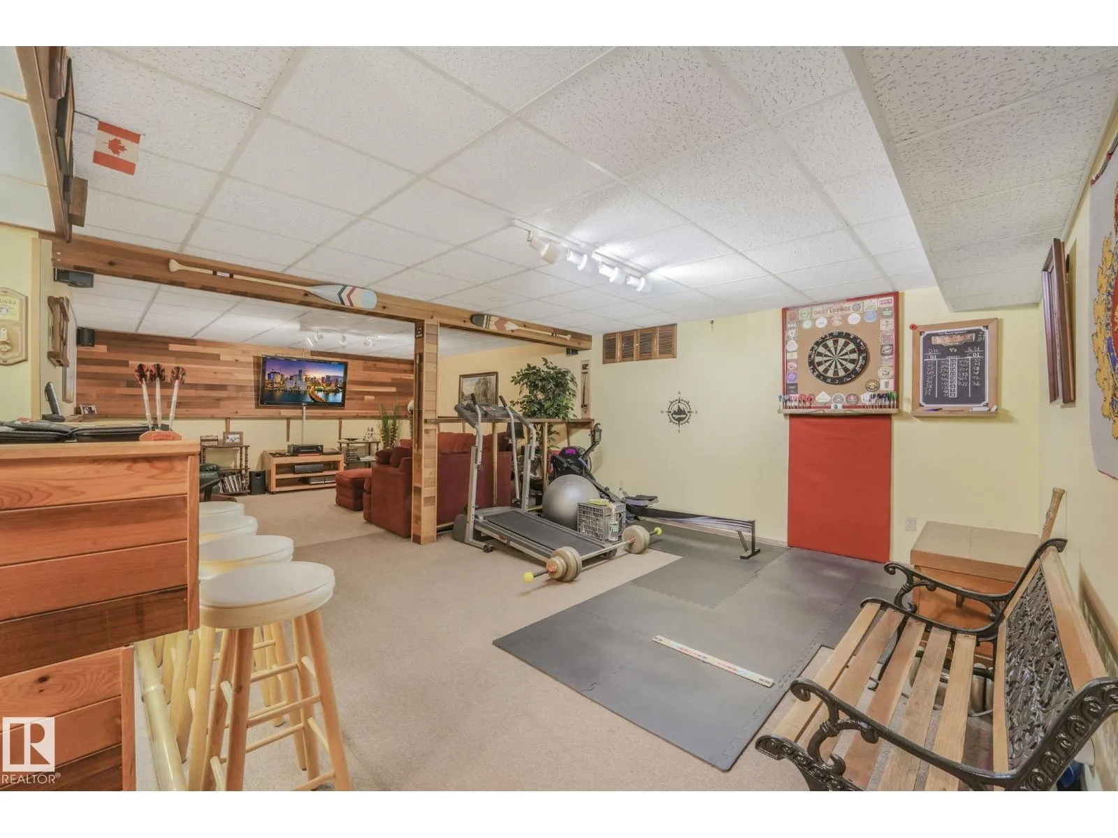 22 LAROSE DR