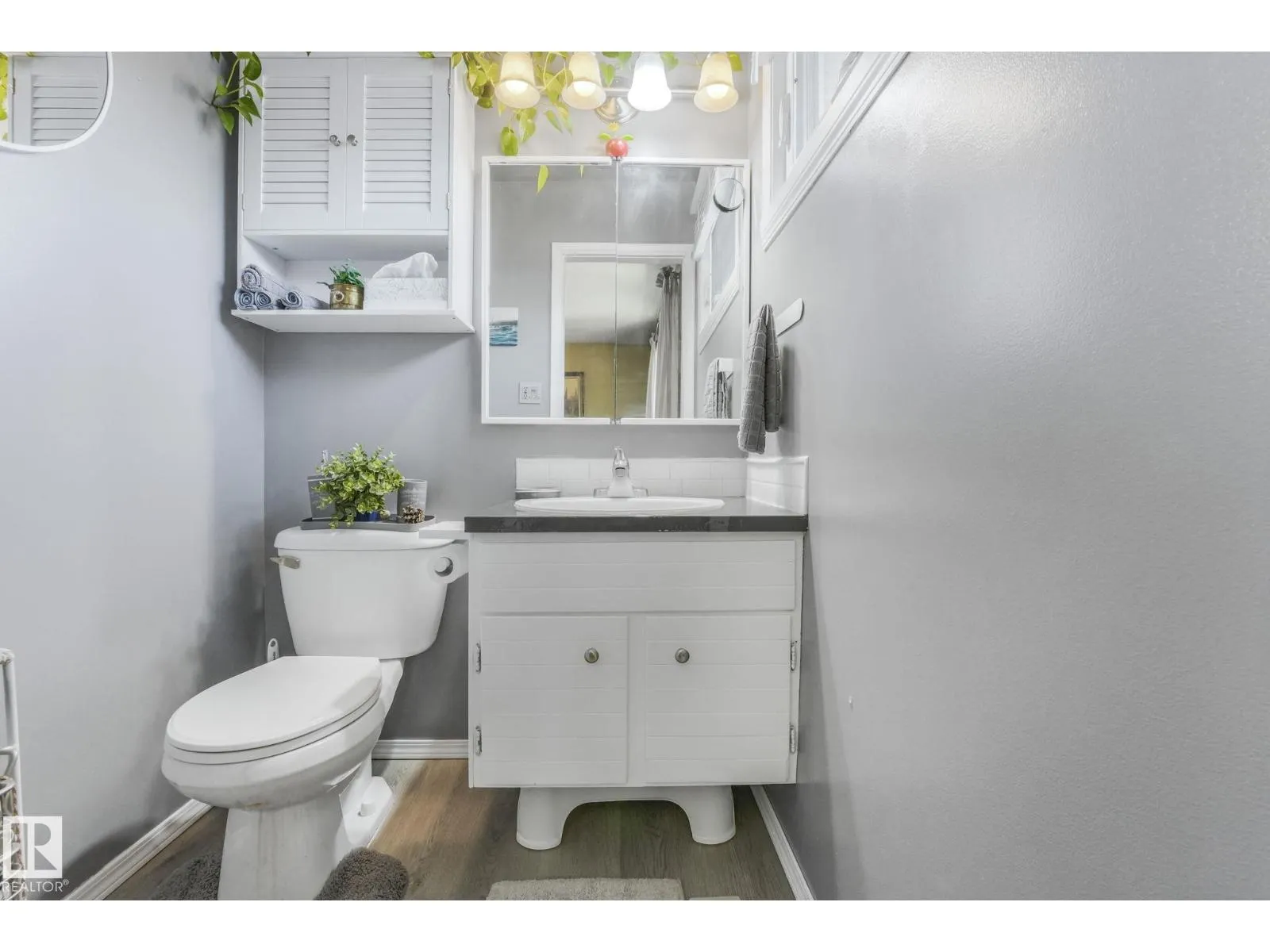 22 LAROSE DR