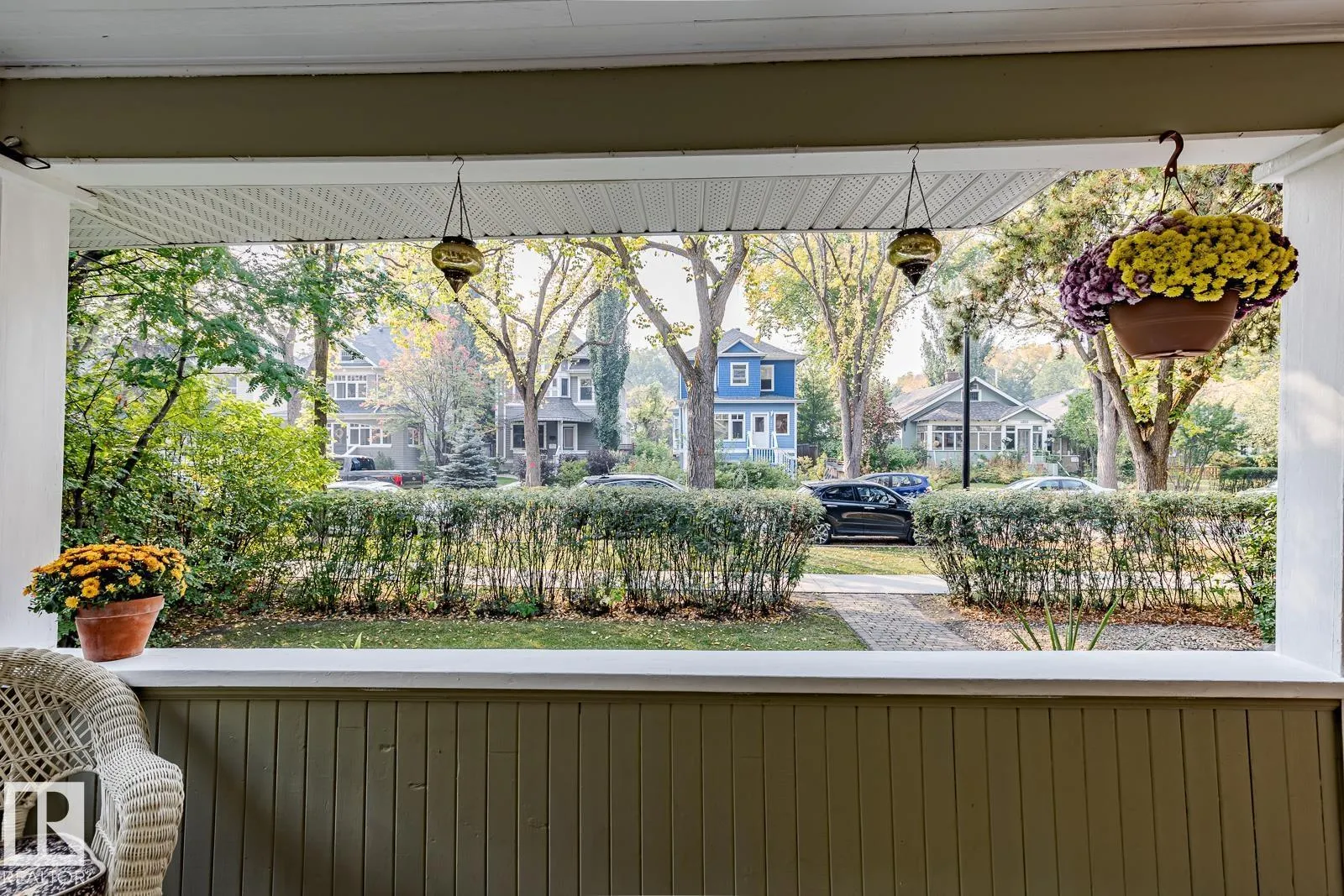 10943 125 ST NW