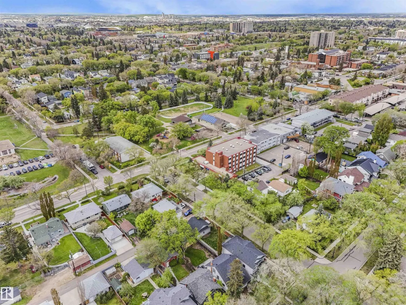 10943 125 ST NW