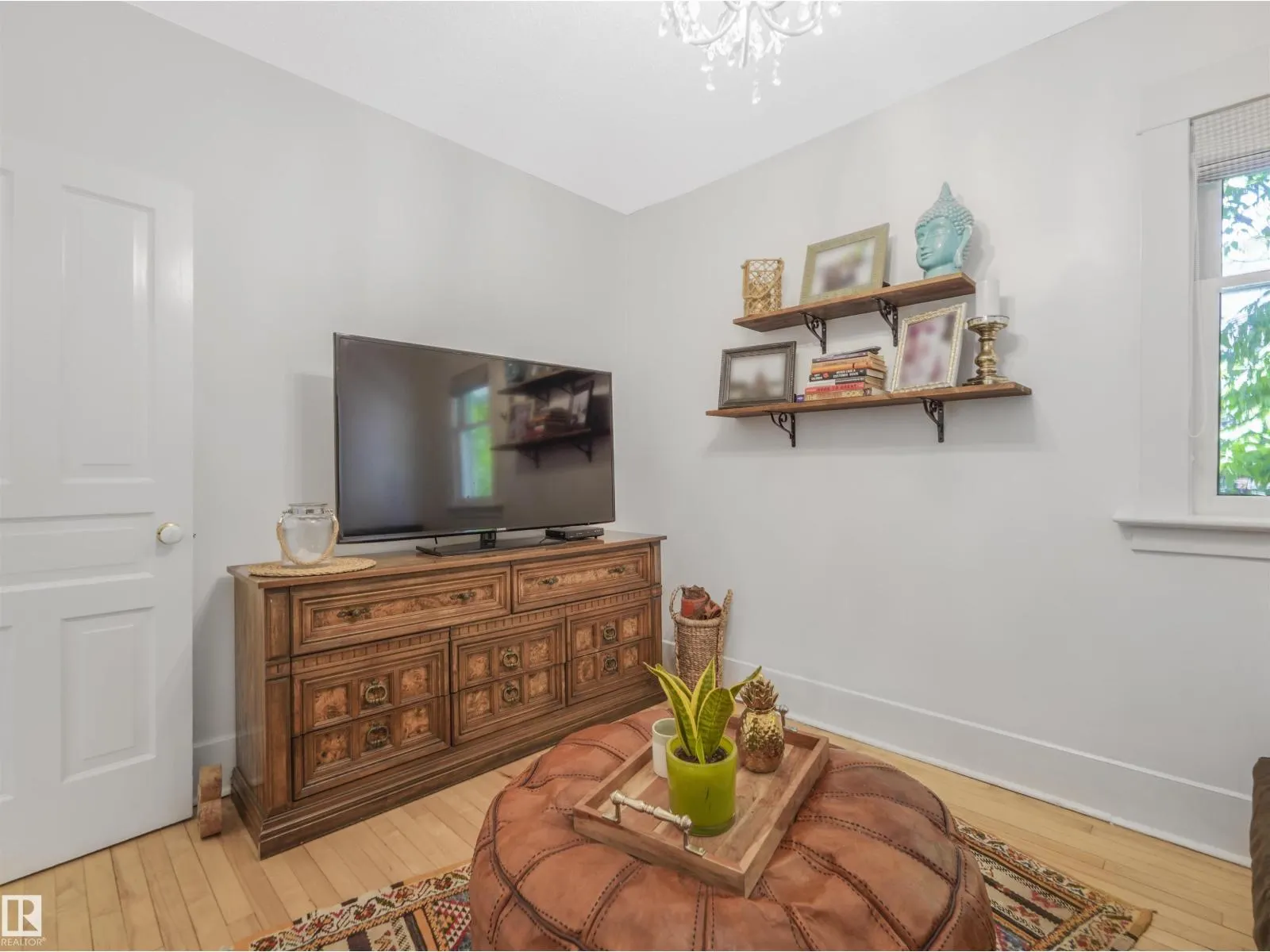 10943 125 ST NW